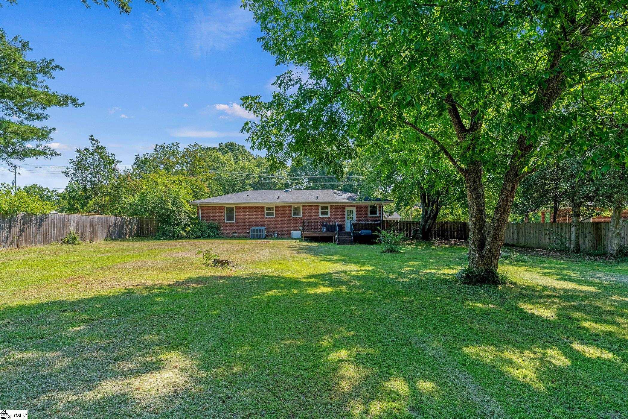 205 Looneybrook Drive