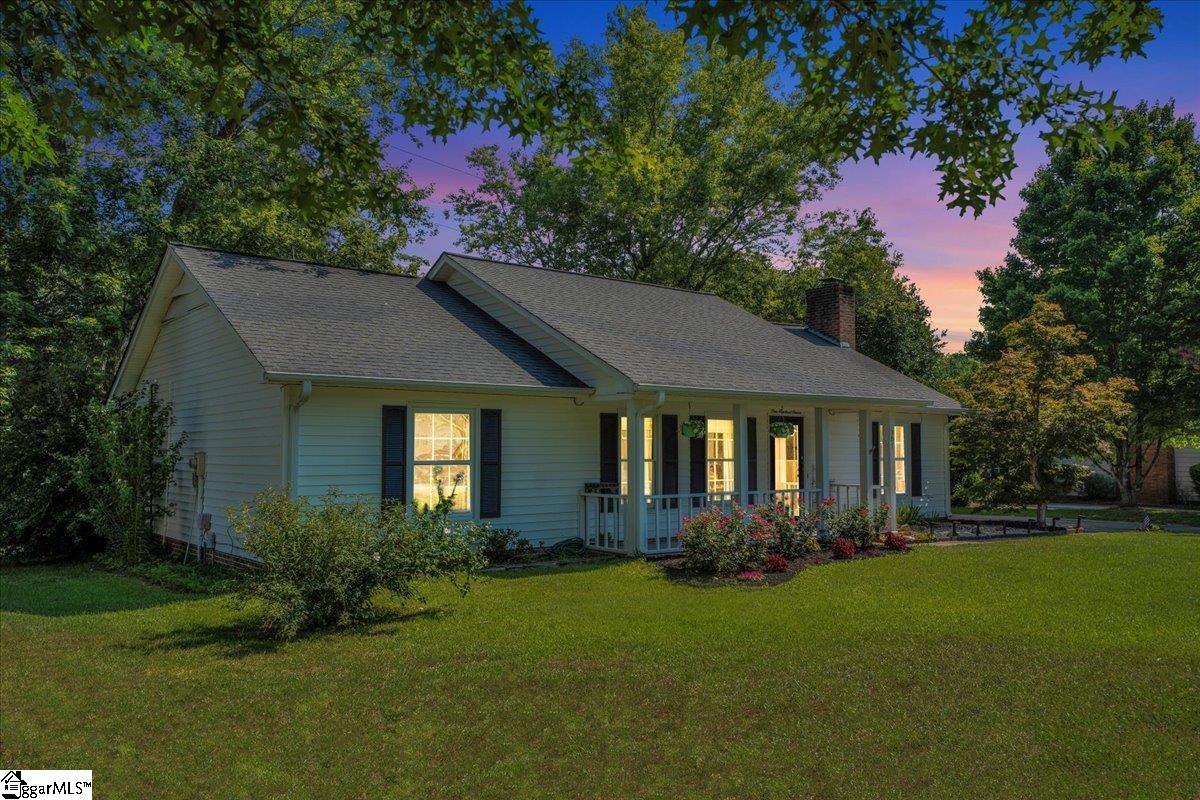 107 Gray Fox Square