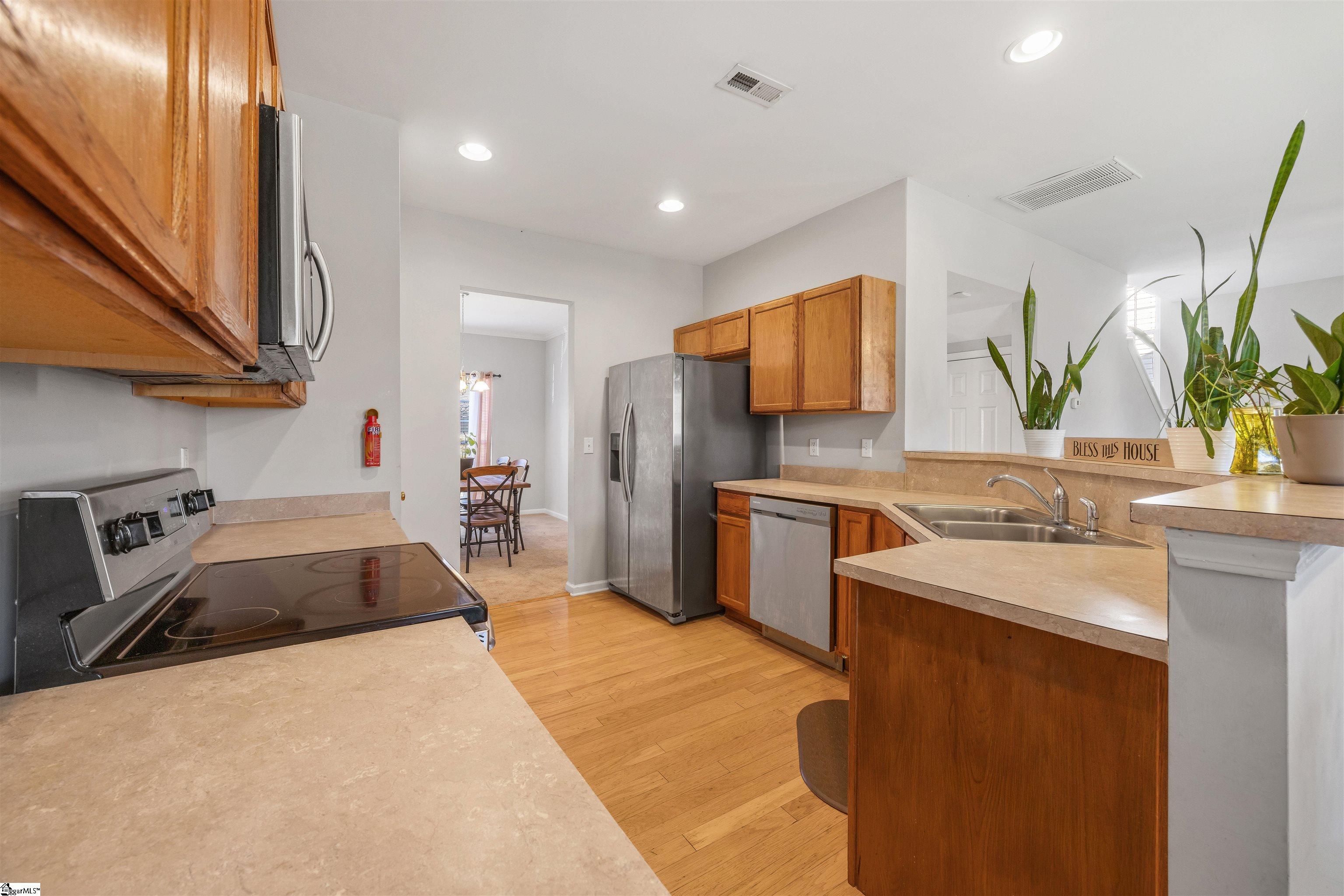 714 Thistlewood Drive