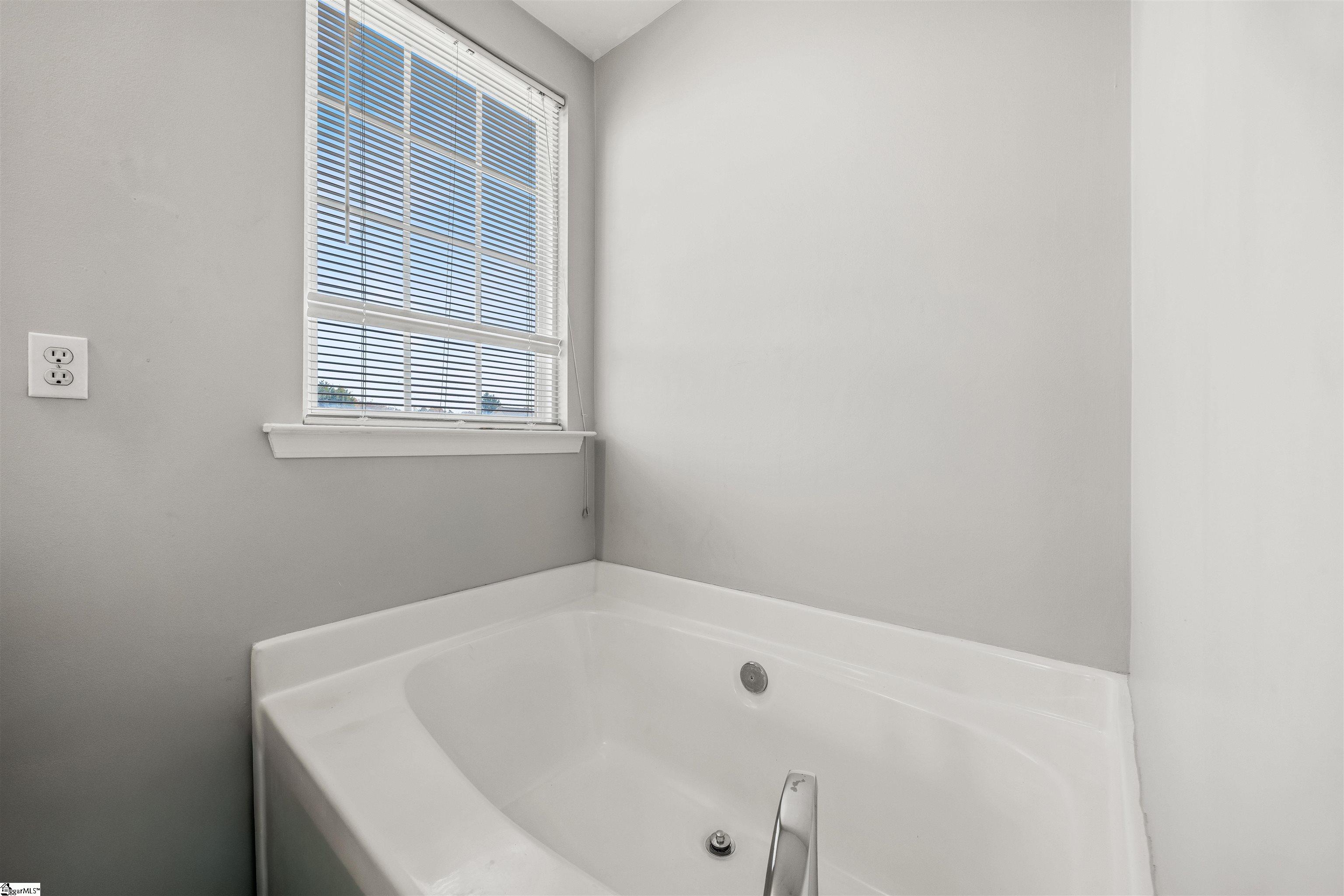 714 Thistlewood Drive