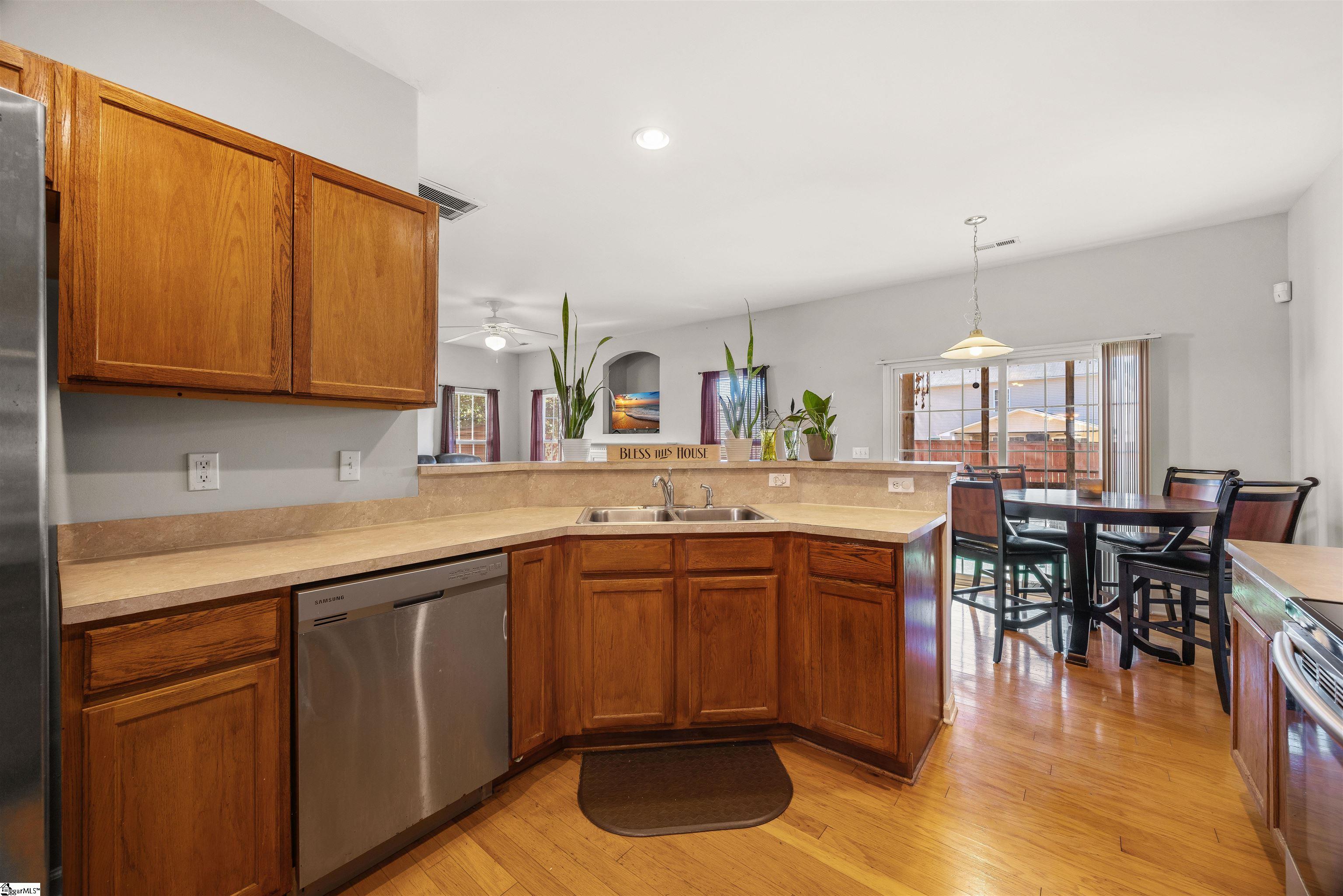 714 Thistlewood Drive