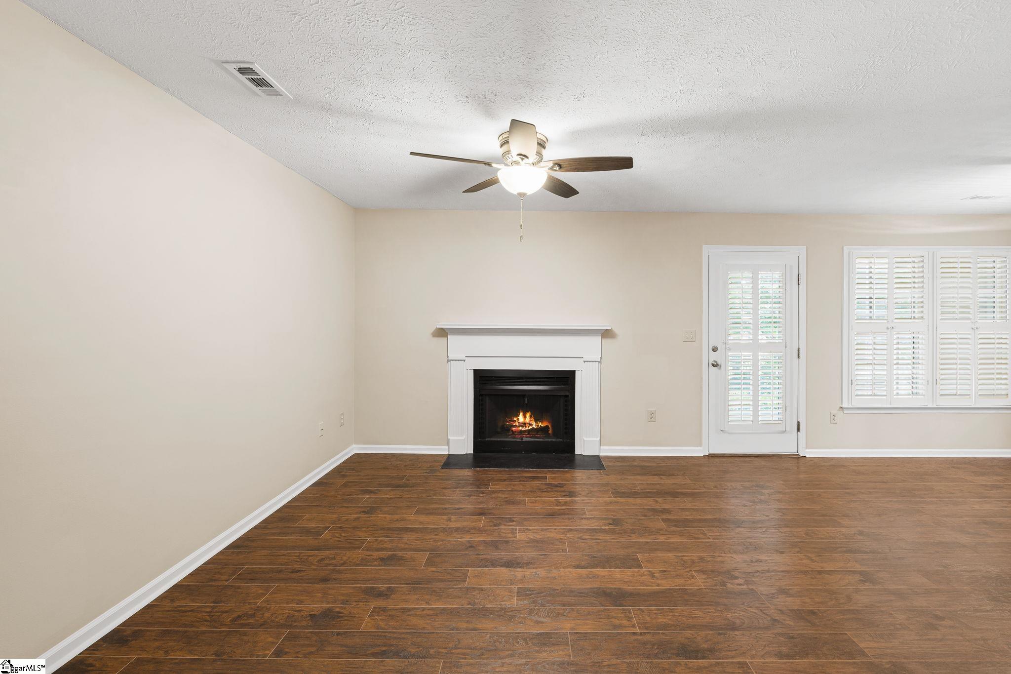 40 Wood Pointe Drive Unit 56