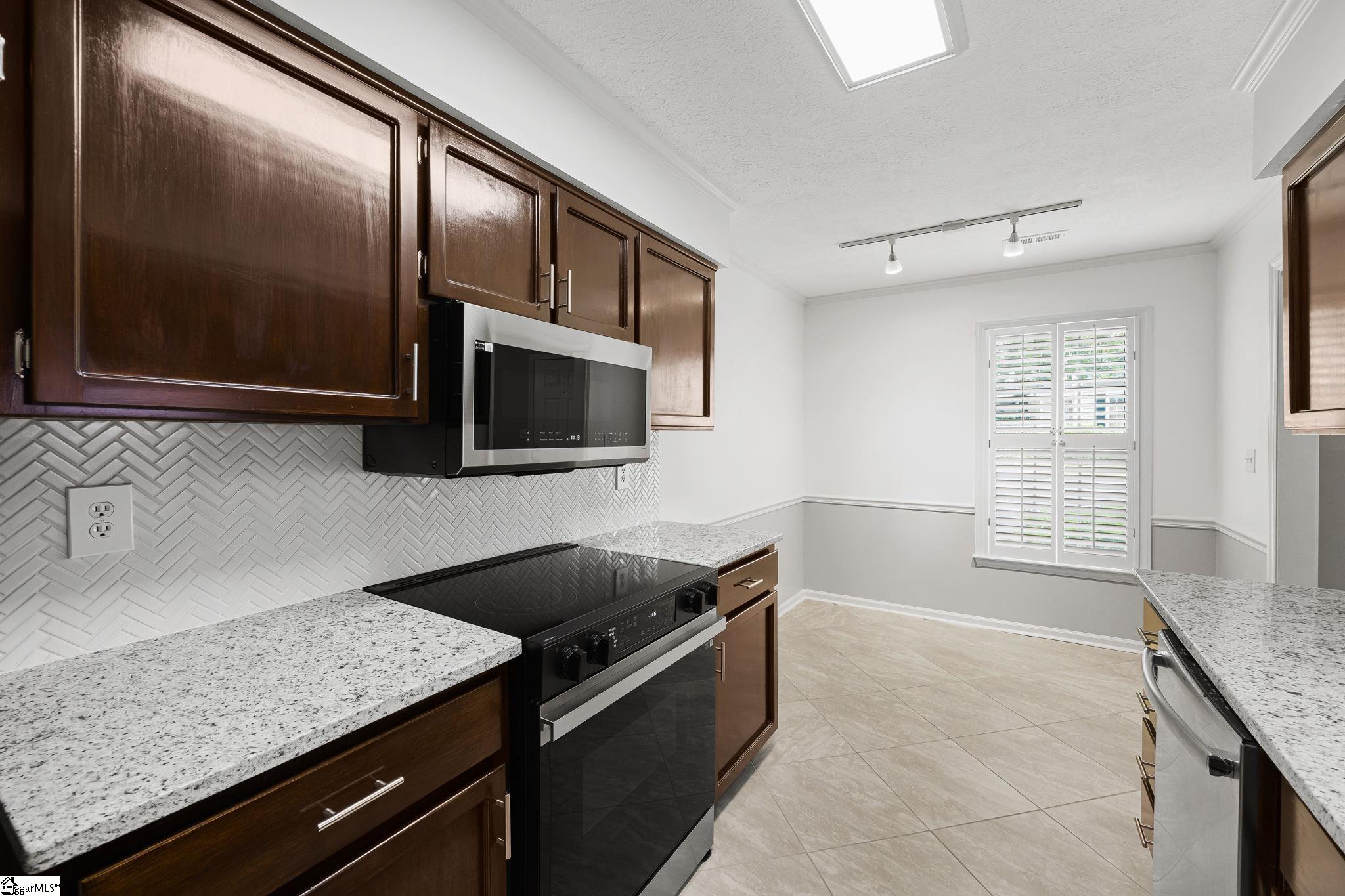 40 Wood Pointe Drive Unit 56