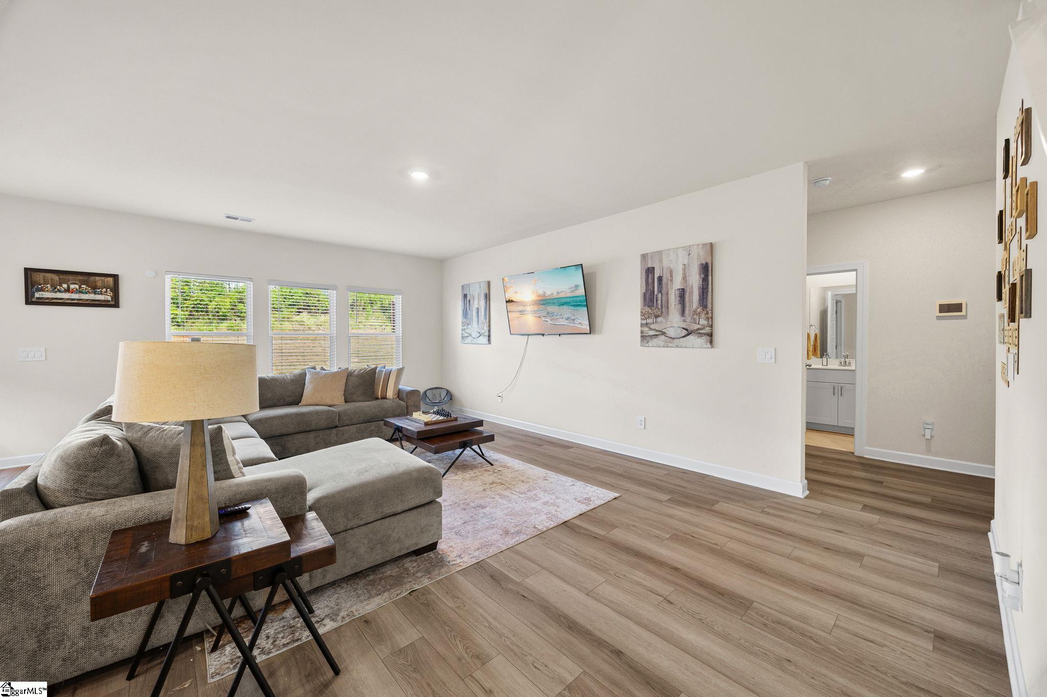 1043 Appalachian Drive