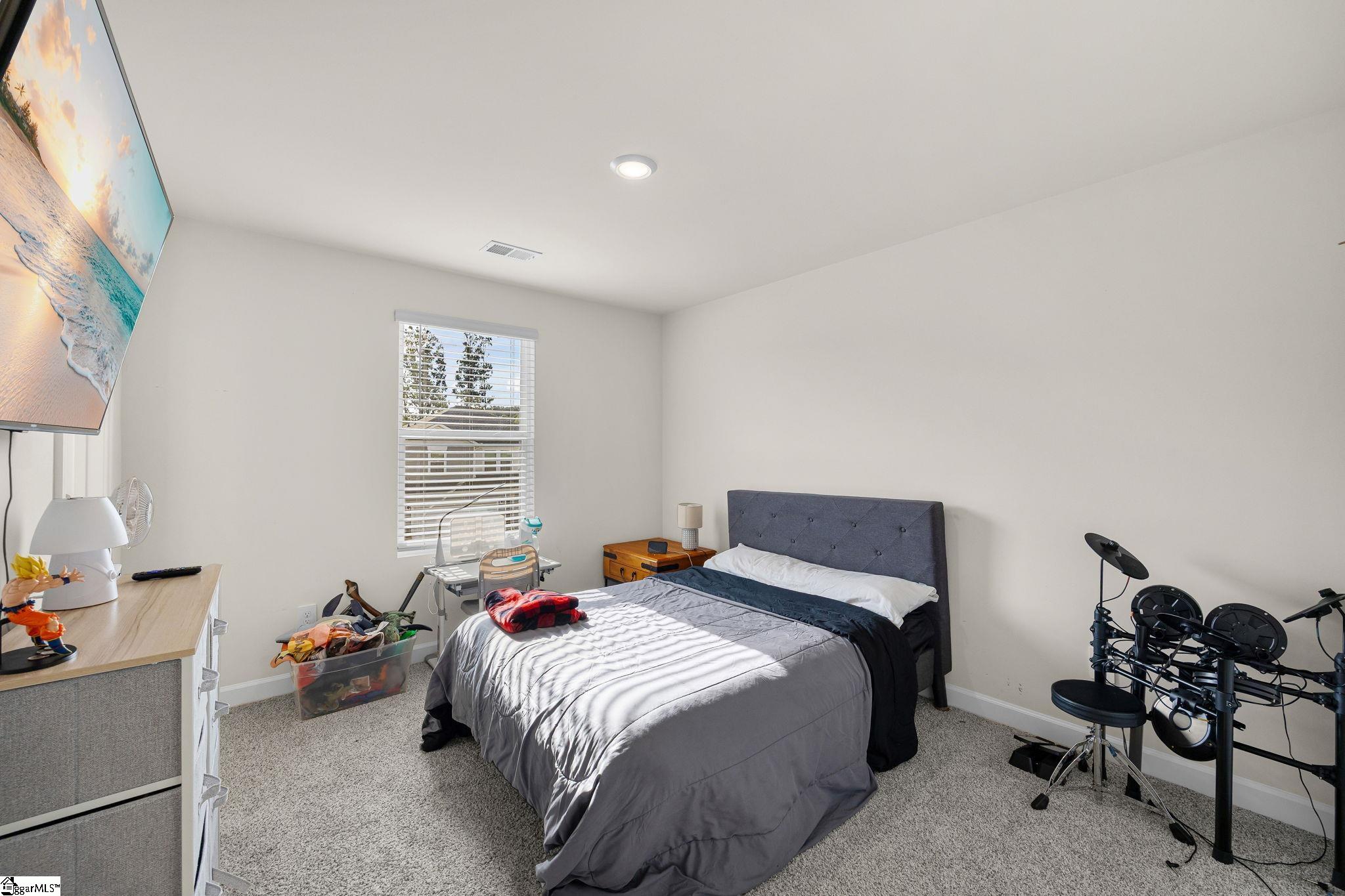 1043 Appalachian Drive
