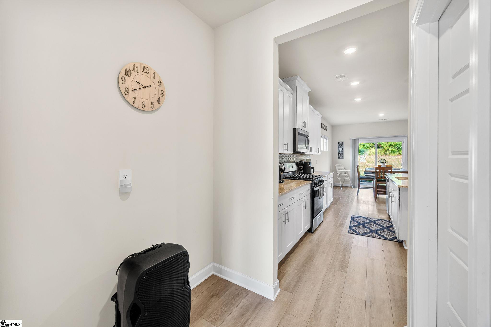 1043 Appalachian Drive
