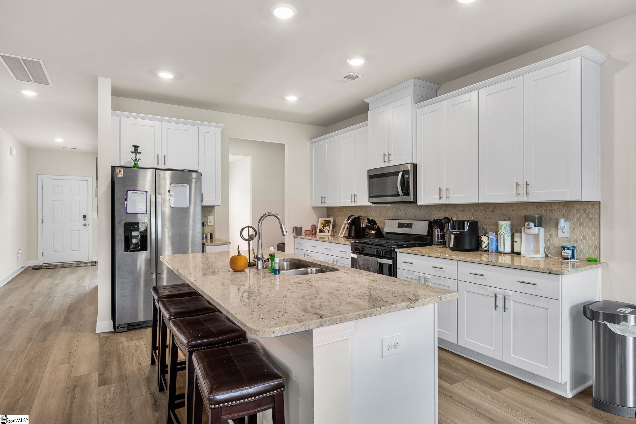 1043 Appalachian Drive