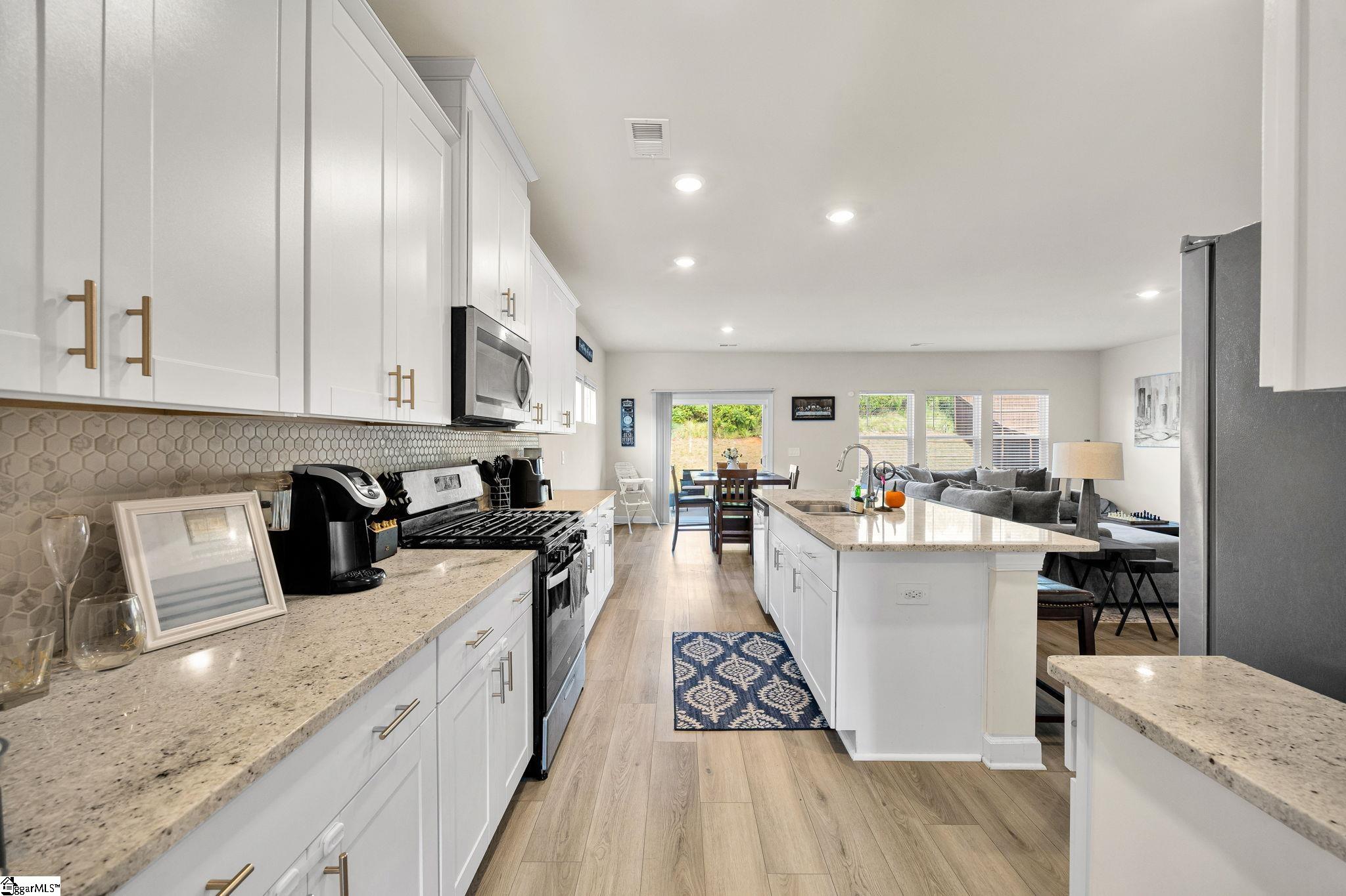 1043 Appalachian Drive