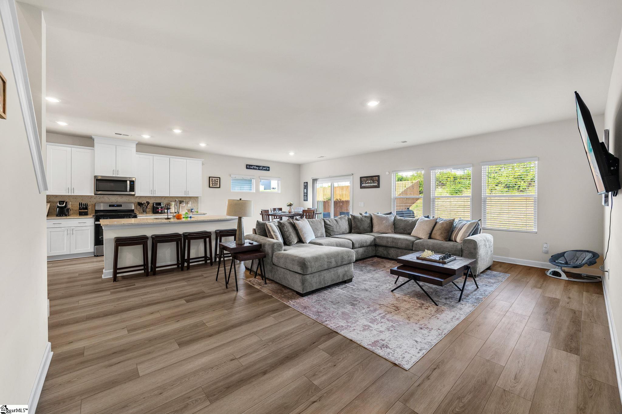 1043 Appalachian Drive