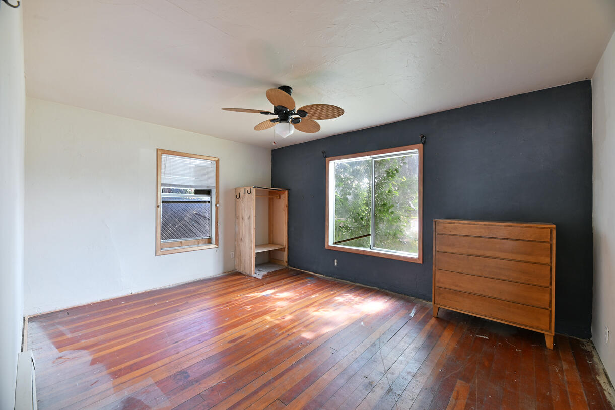520 W Jackson Street