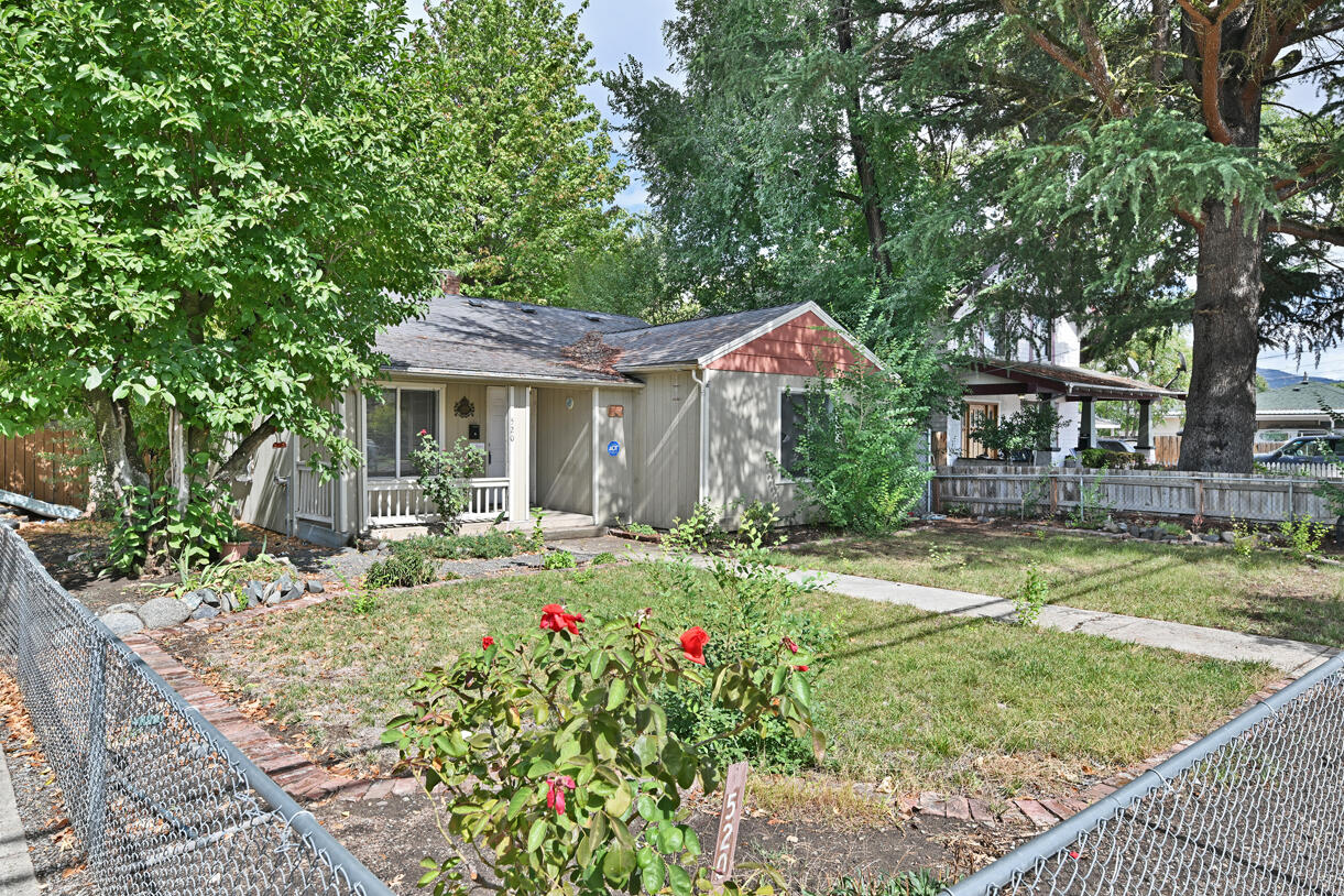 520 W Jackson Street