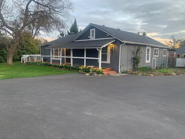 5925 Harris Road