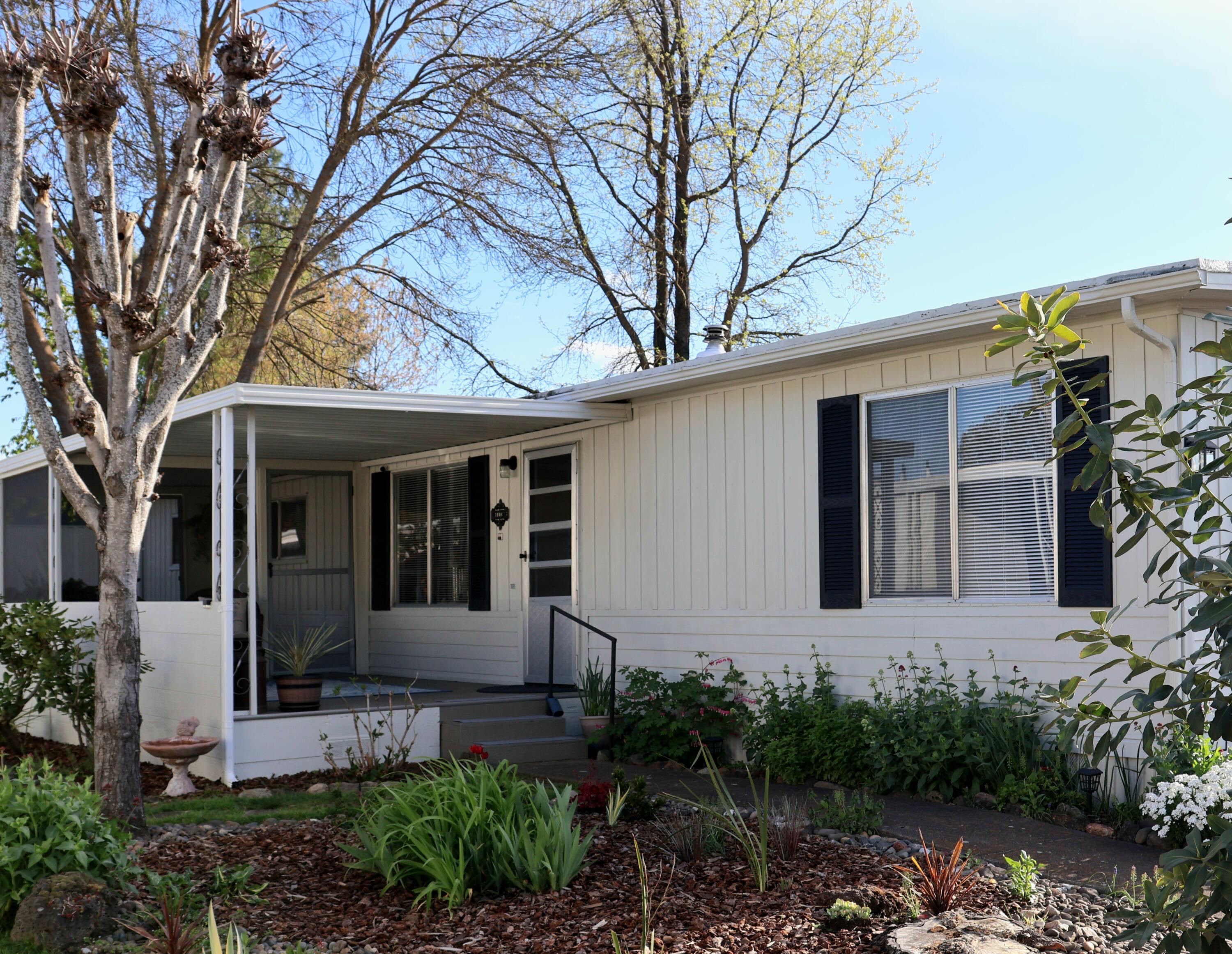 3431 S Pacific Highway, 97
