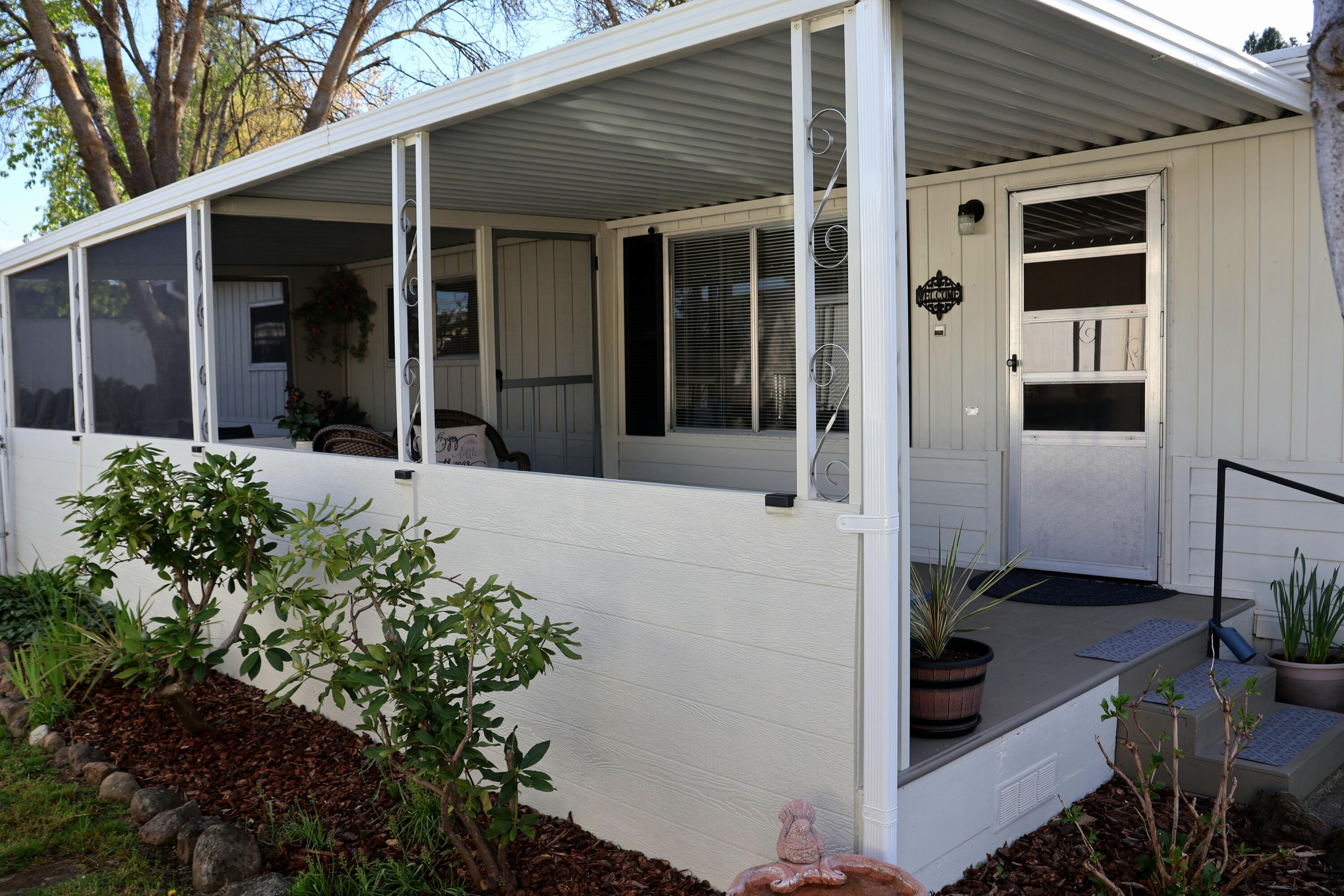 3431 S Pacific Highway, 97