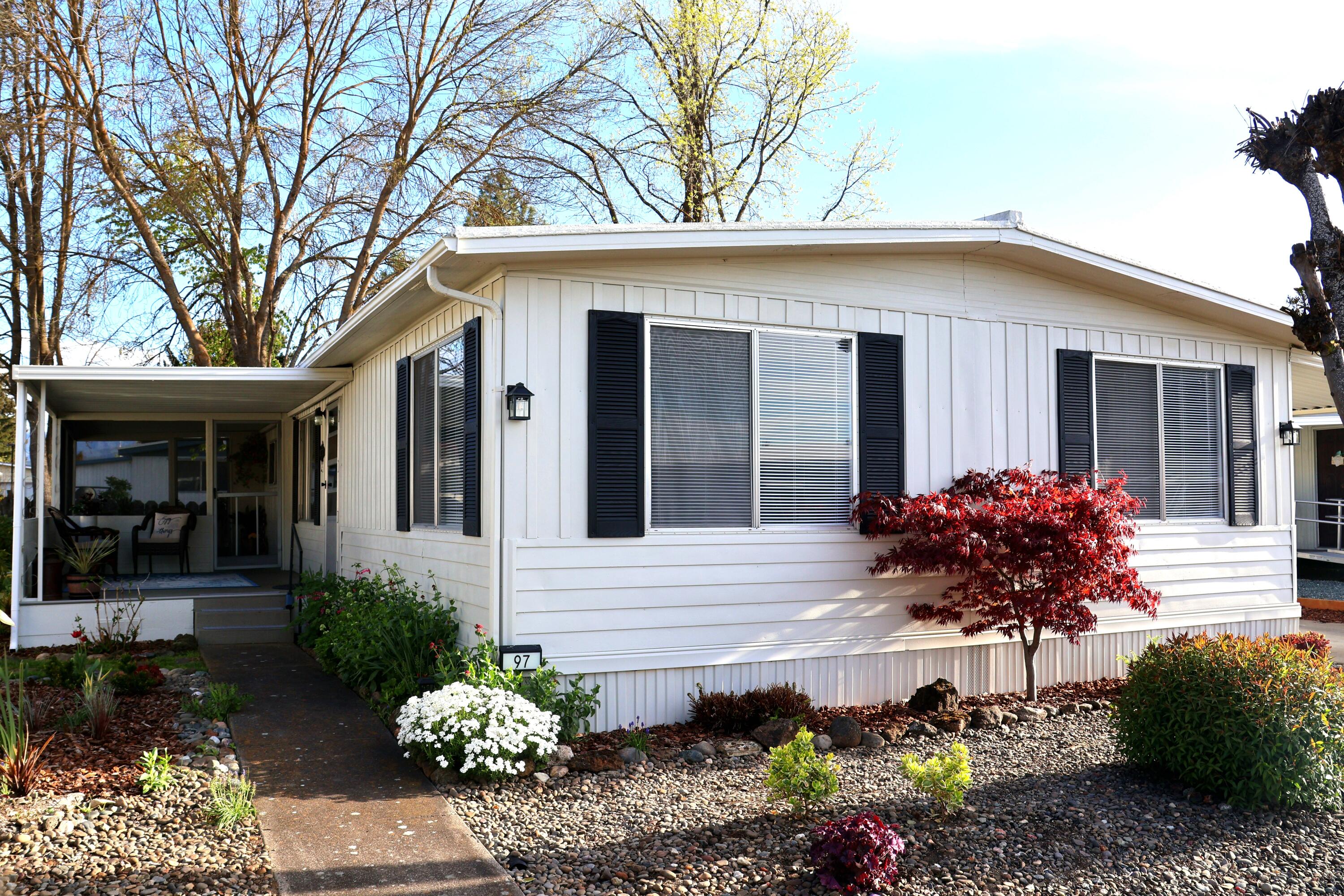 3431 S Pacific Highway, 97