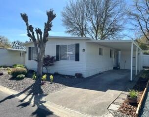 3431 S Pacific Highway, 97