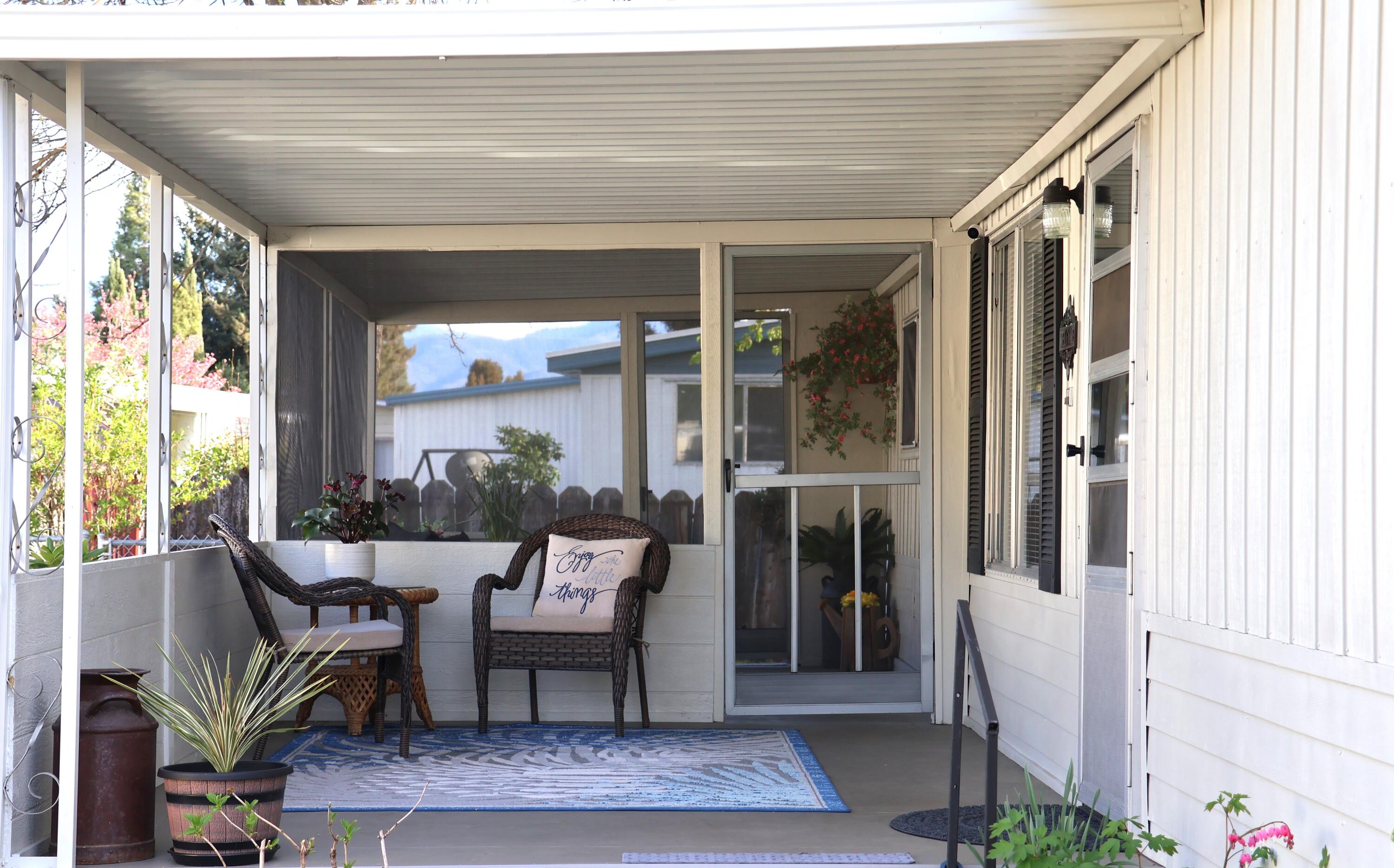 3431 S Pacific Highway, 97