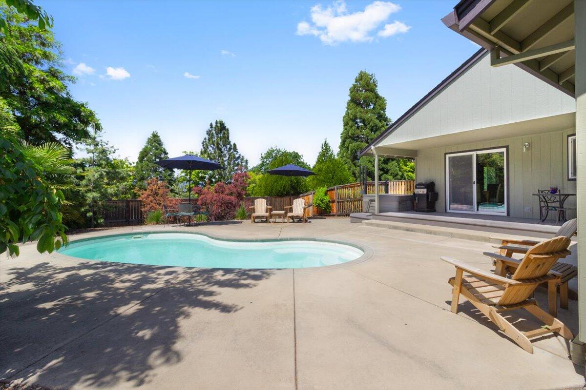 4096 Hidden Valley Court Court