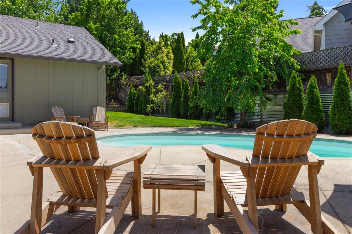 4096 Hidden Valley Court Court