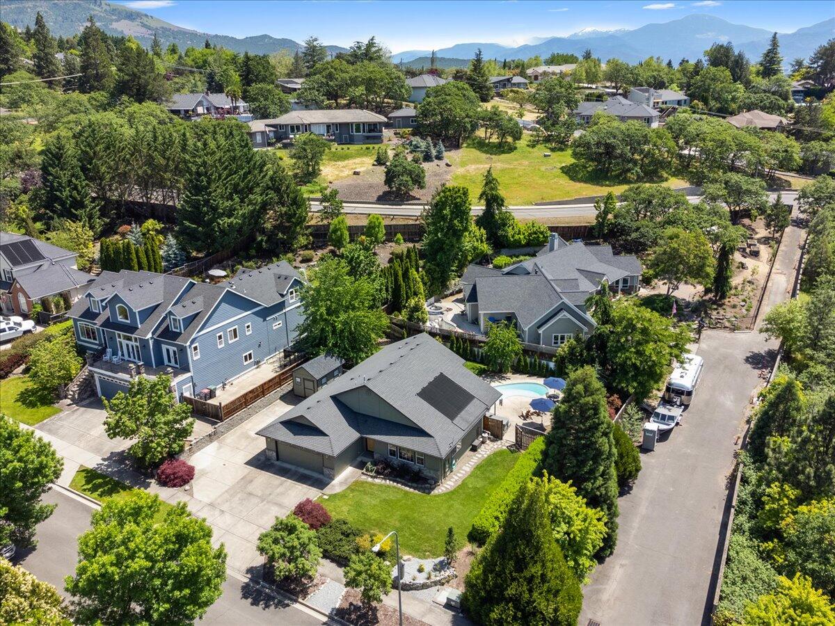 4096 Hidden Valley Court Court