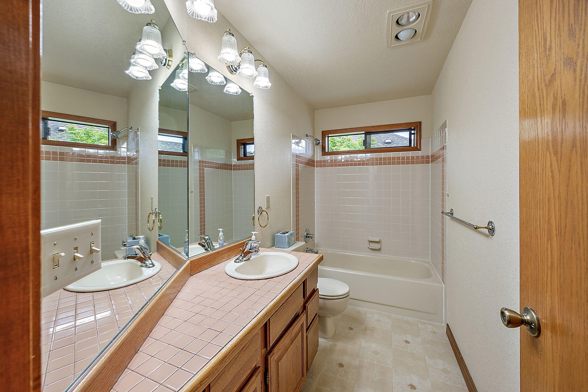 2722 Wilkshire Drive