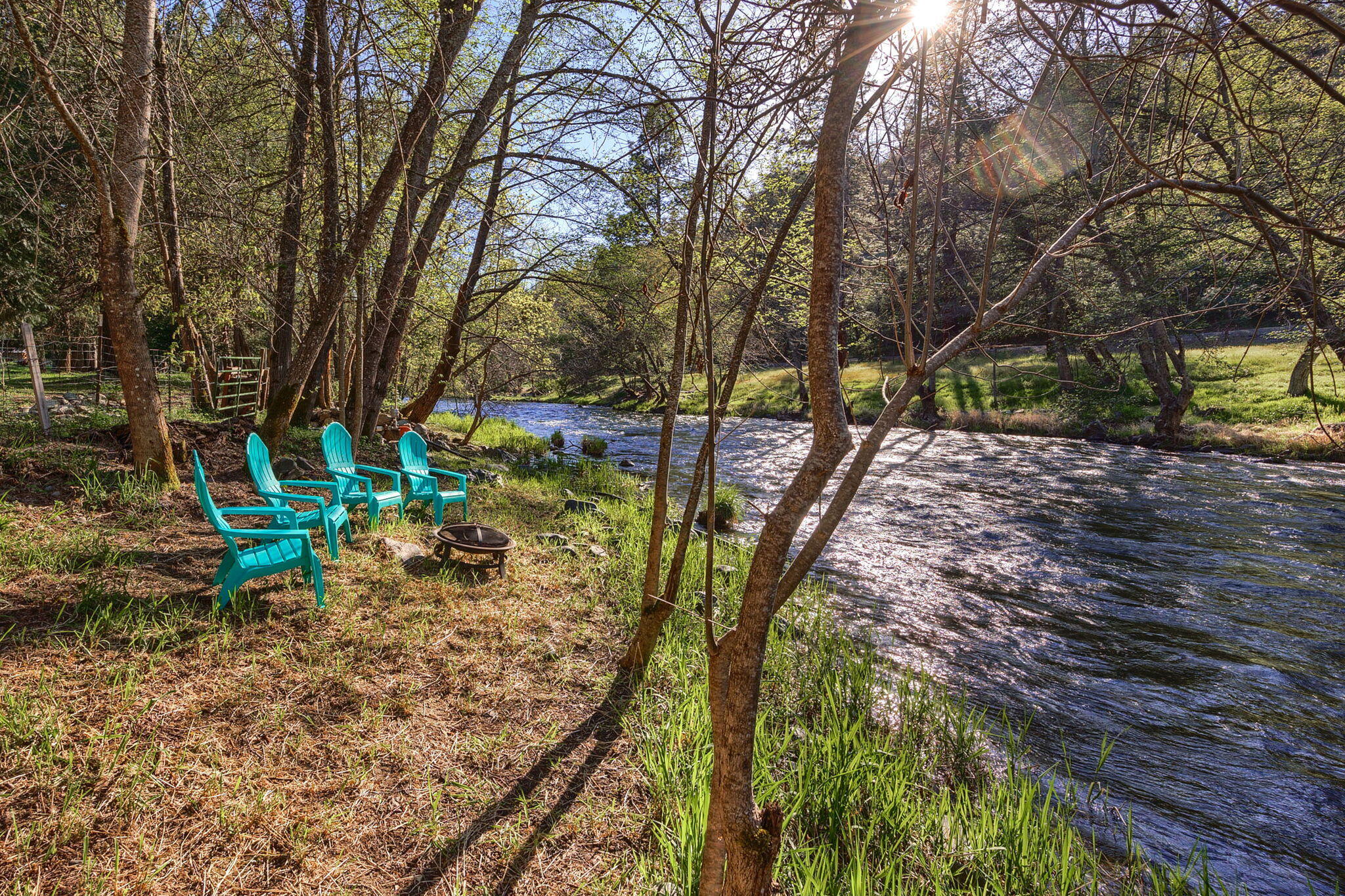 9658 Upper Applegate Road