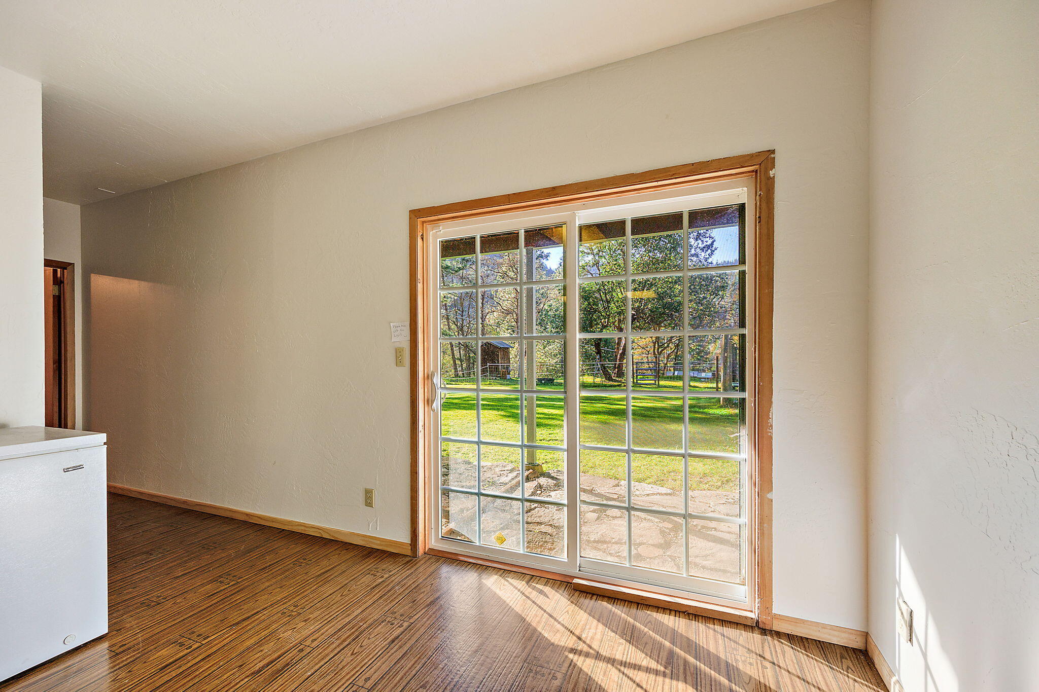 9658 Upper Applegate Road