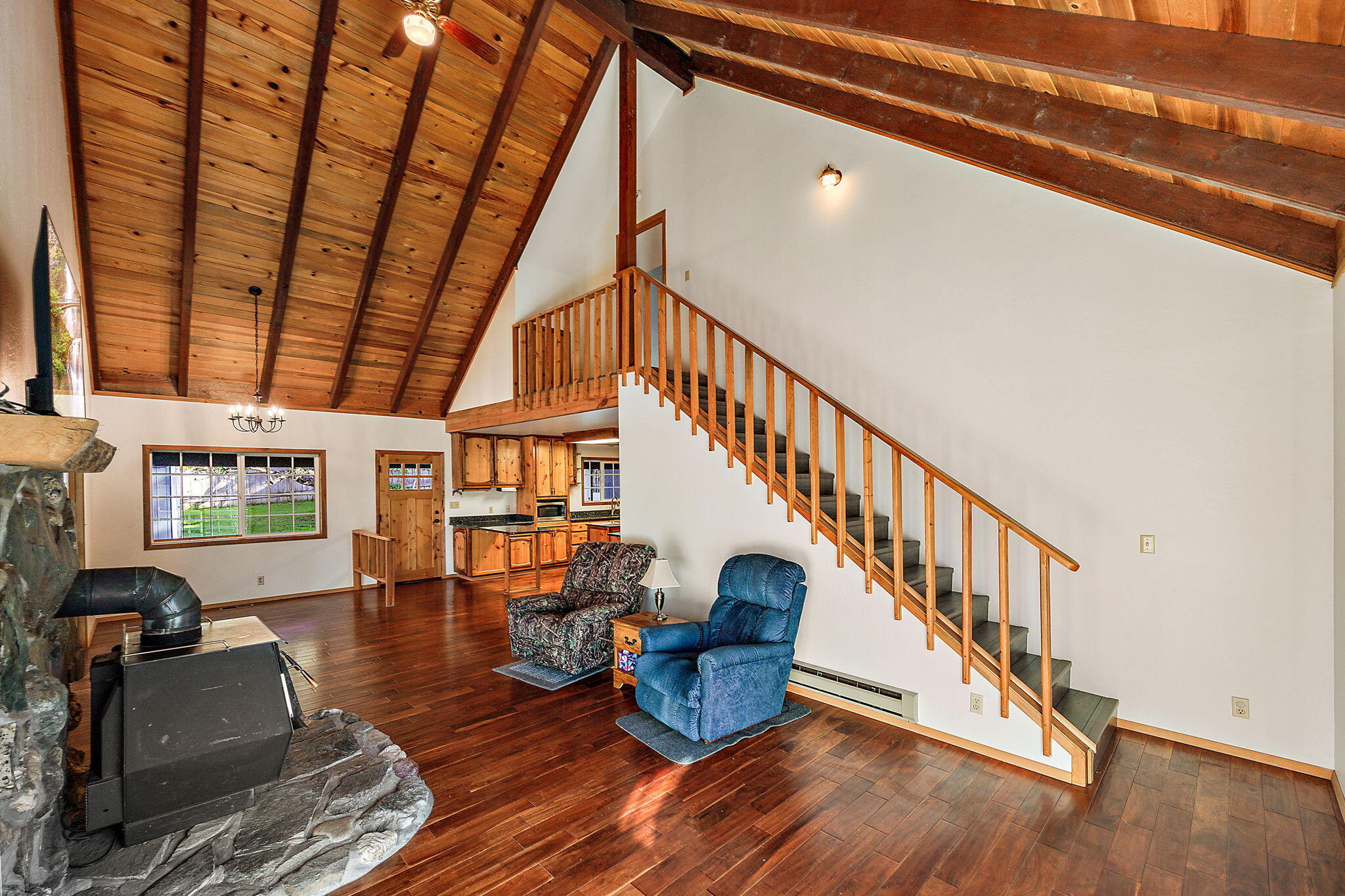 9658 Upper Applegate Road