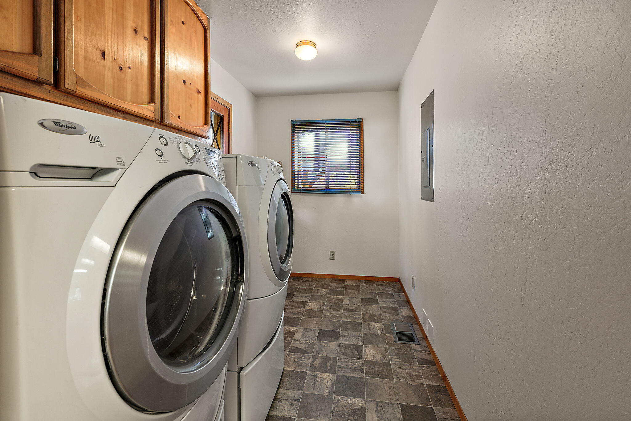 9658 Upper Applegate Road