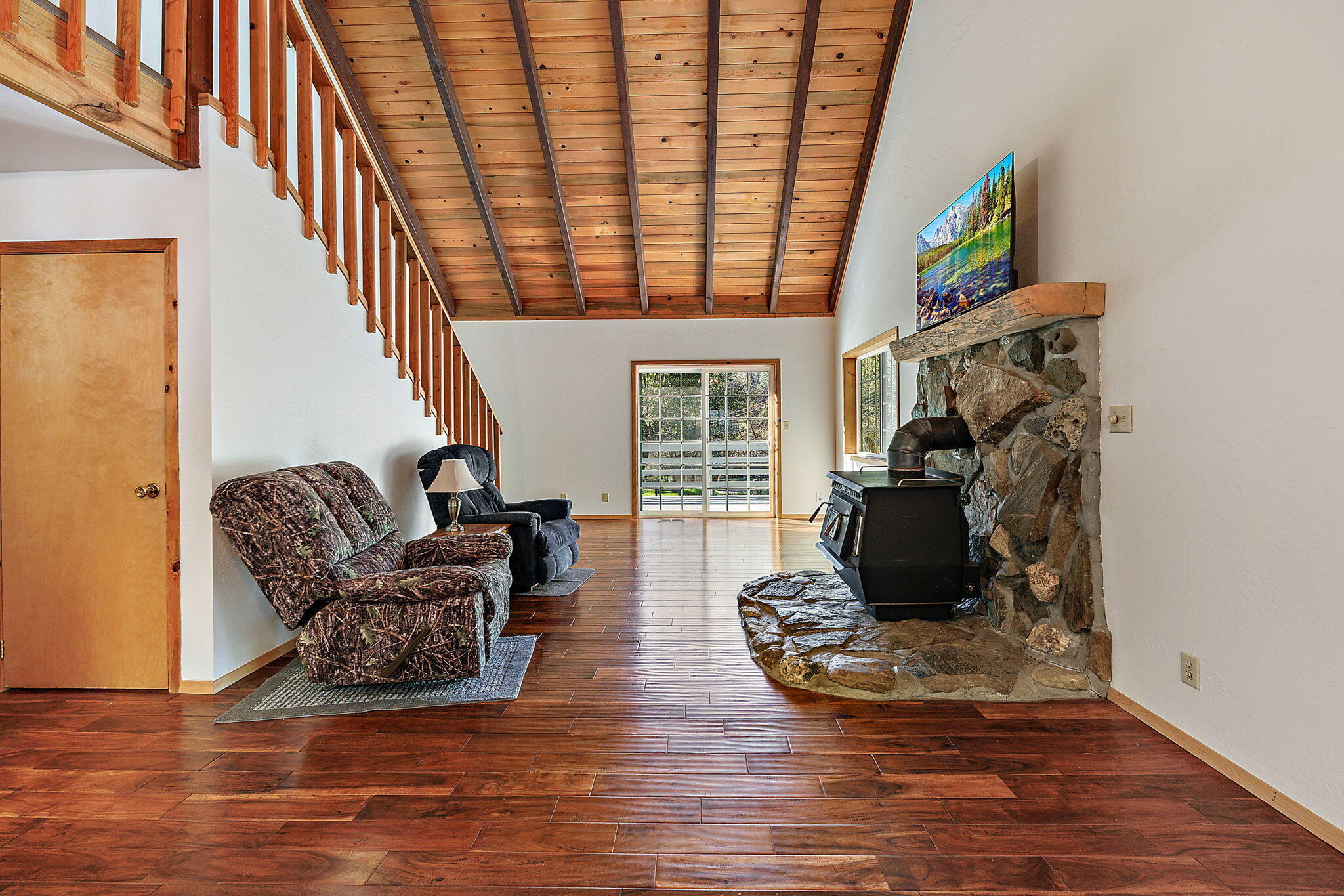 9658 Upper Applegate Road