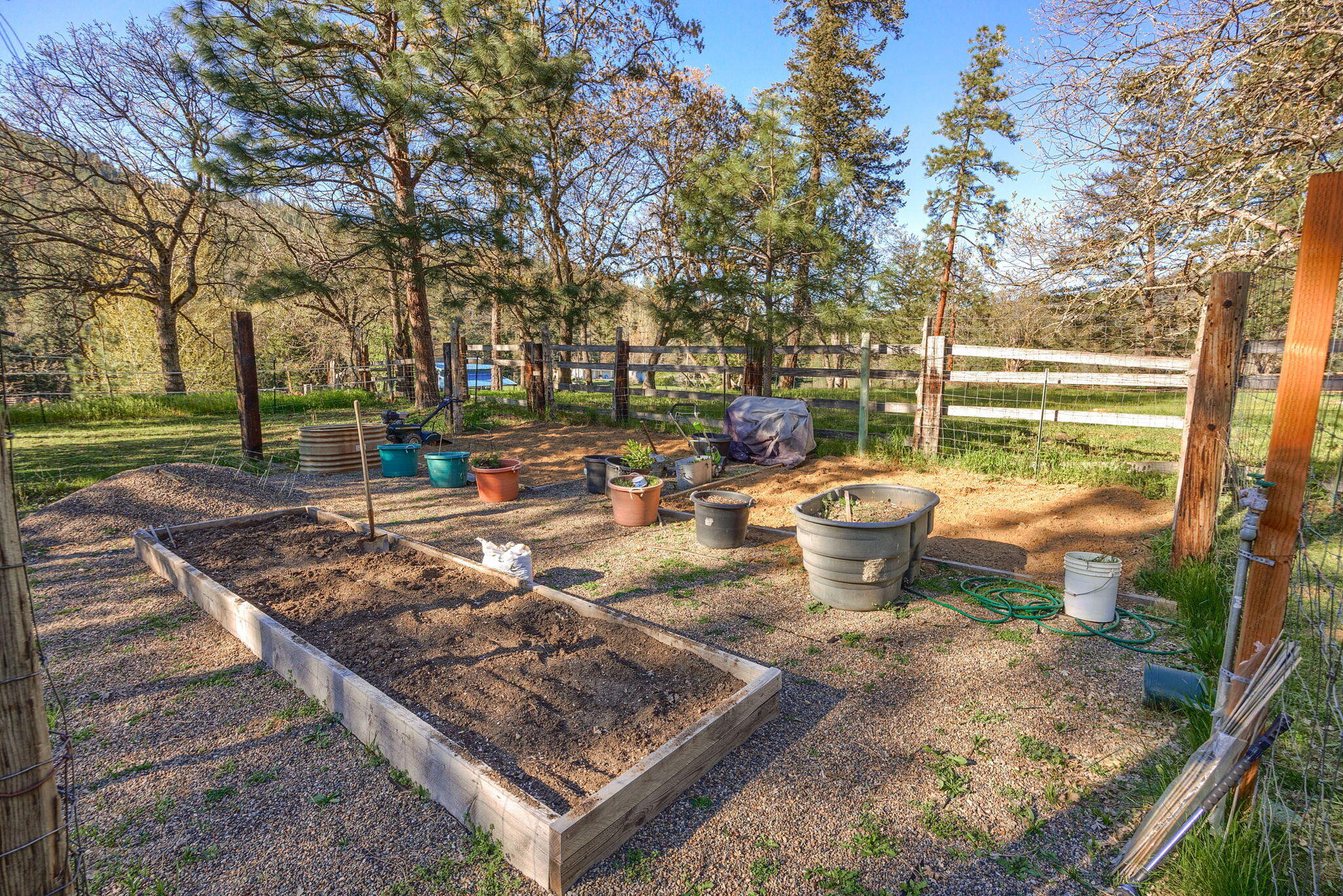 9658 Upper Applegate Road