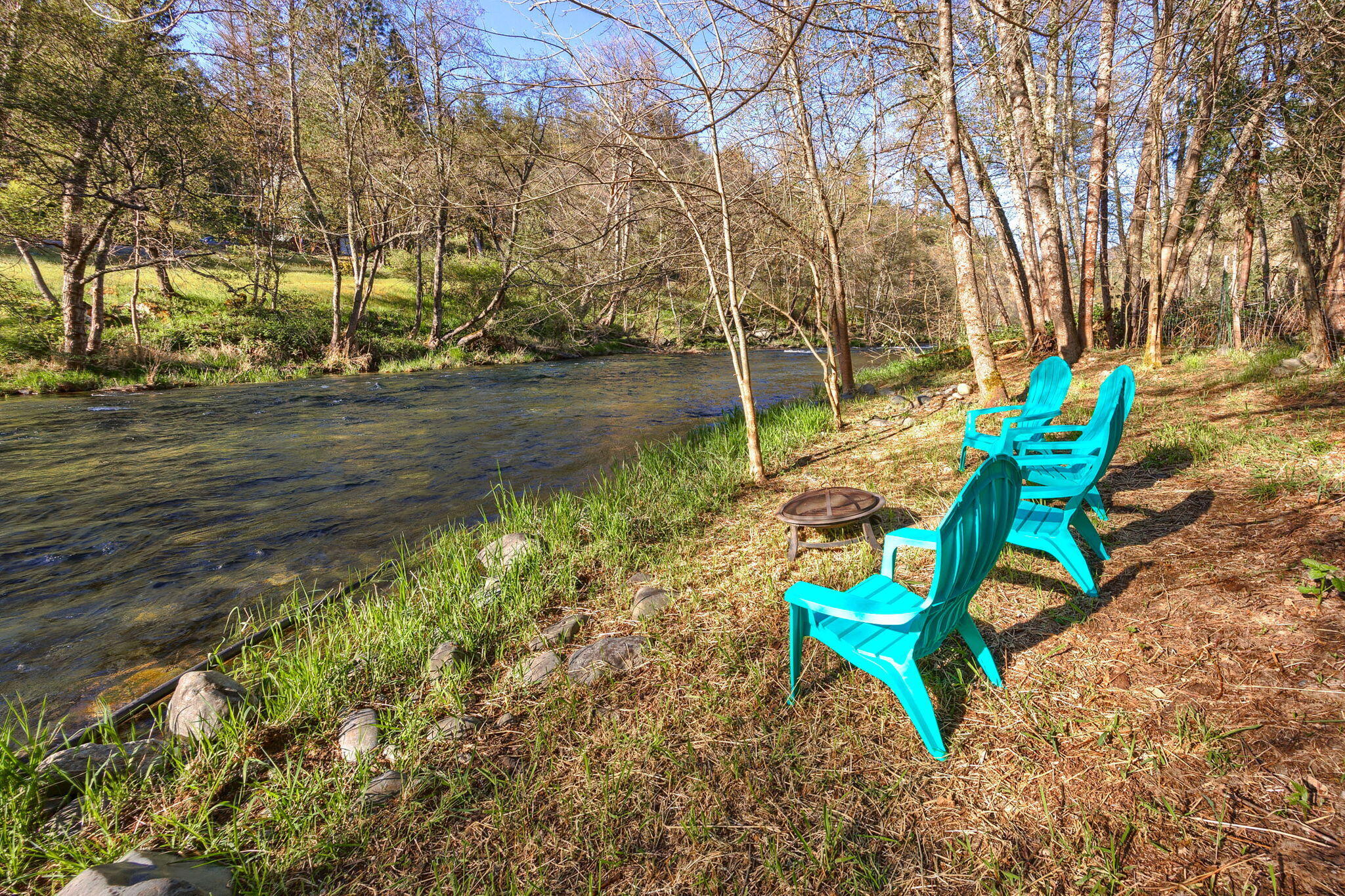 9658 Upper Applegate Road