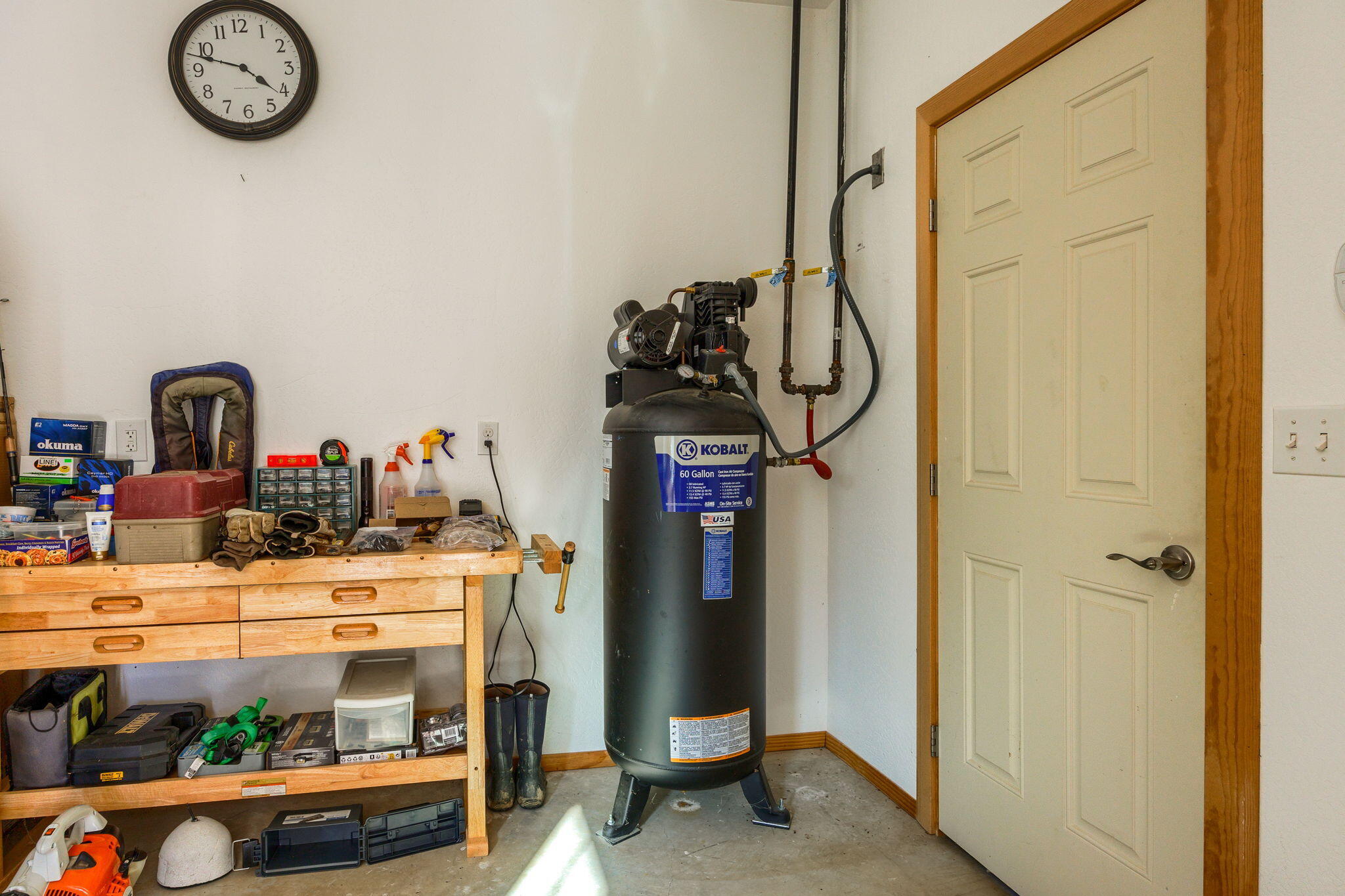 9658 Upper Applegate Road