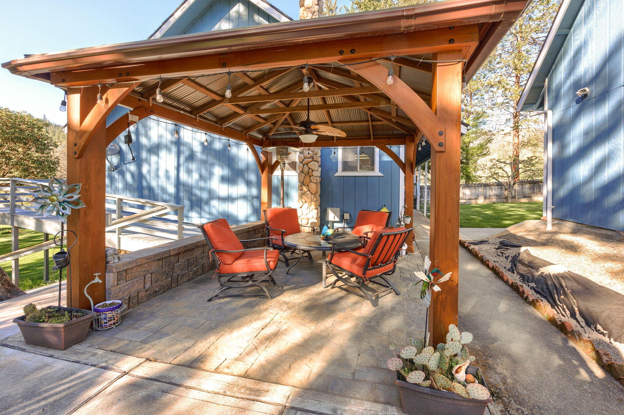 9658 Upper Applegate Road