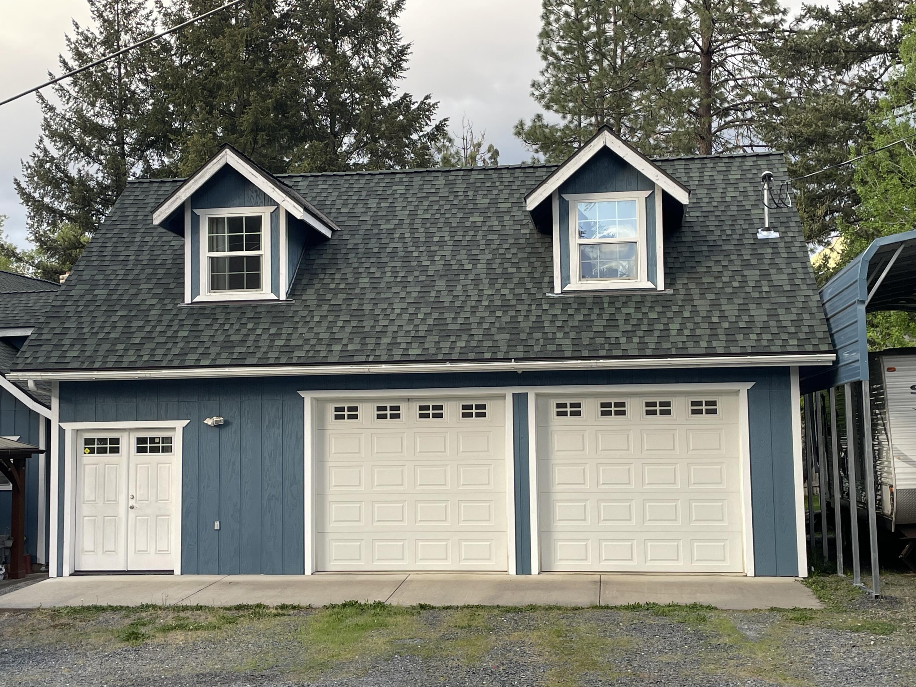 9658 Upper Applegate Road