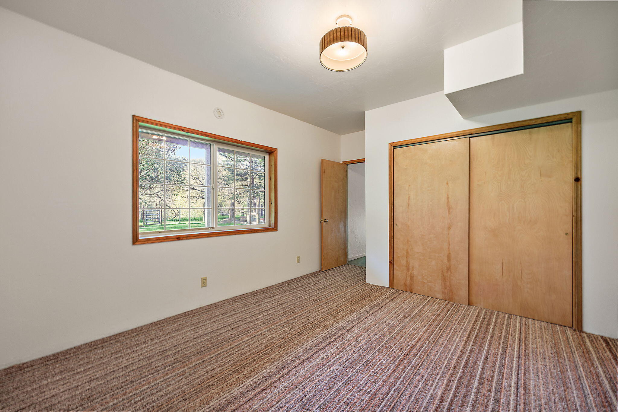 9658 Upper Applegate Road