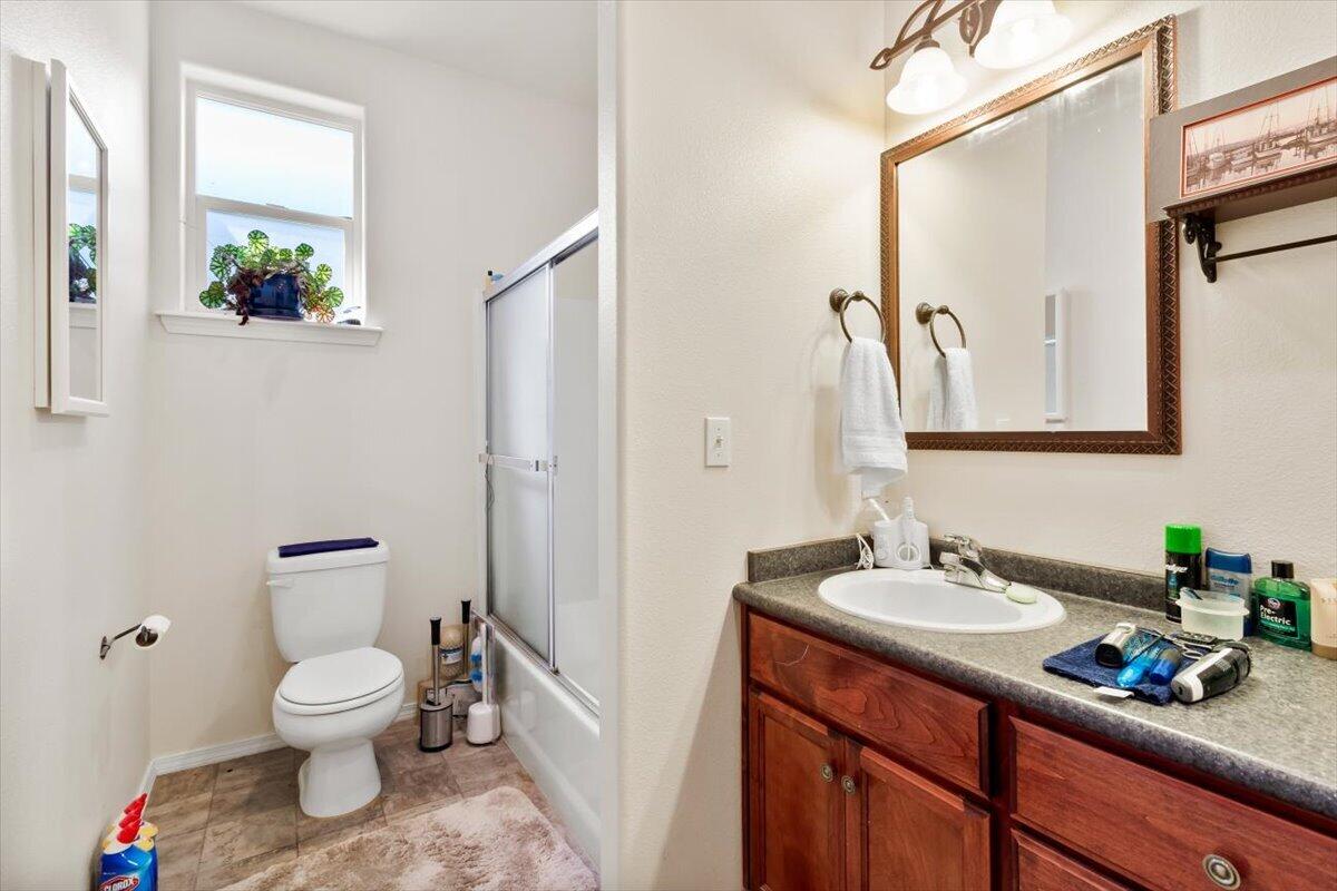 1171 - 1173 Valley View Drive