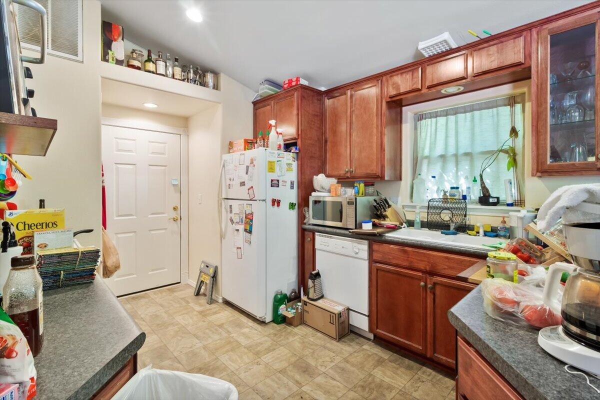 1171 - 1173 Valley View Drive