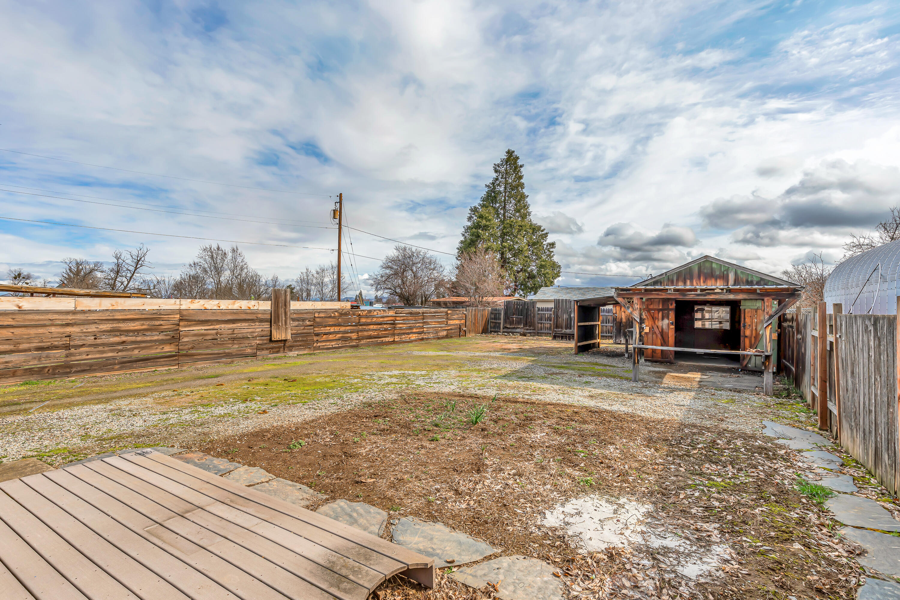 109 Lozier Lane