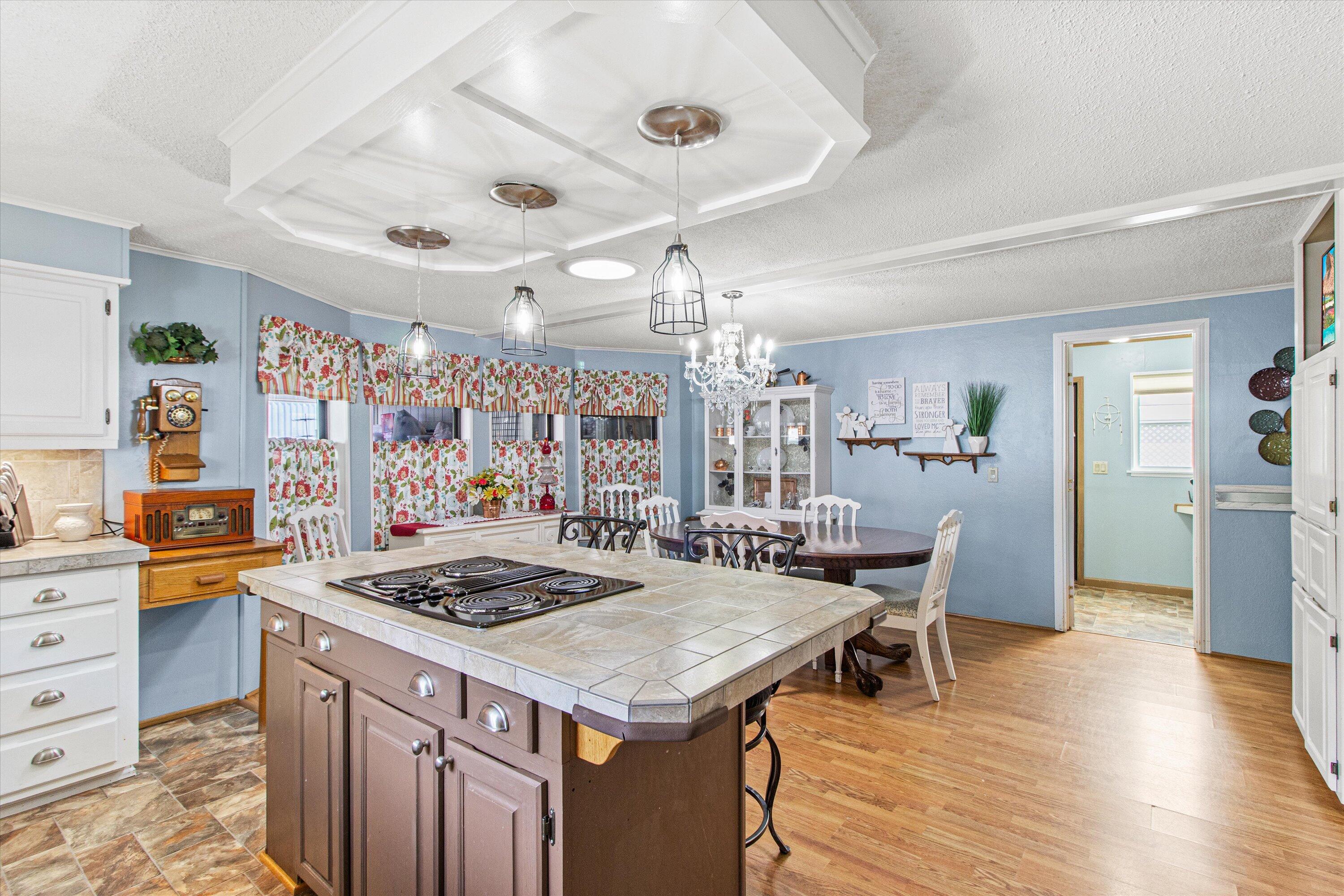 1841 Tamarac Lane