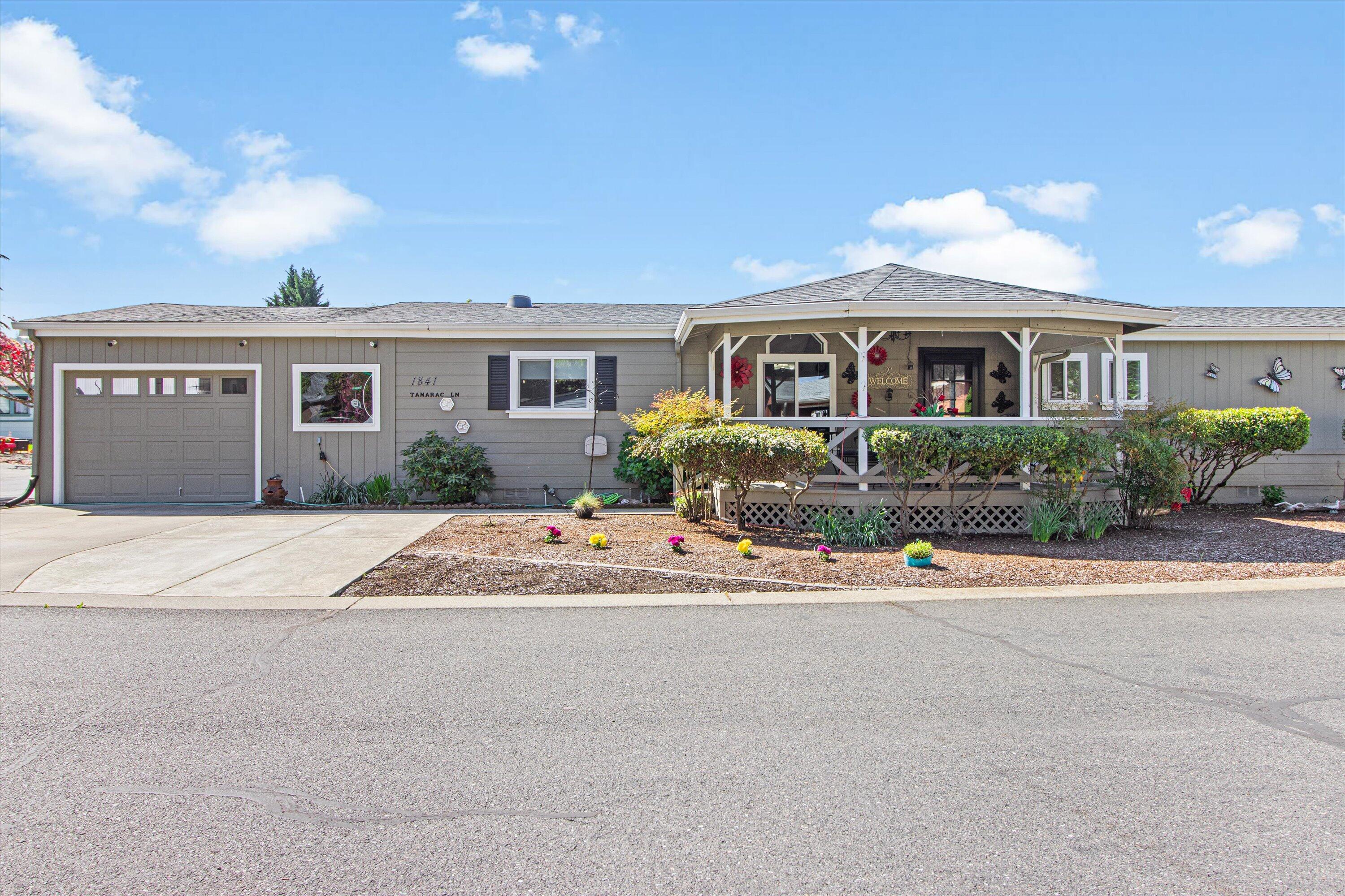 1841 Tamarac Lane