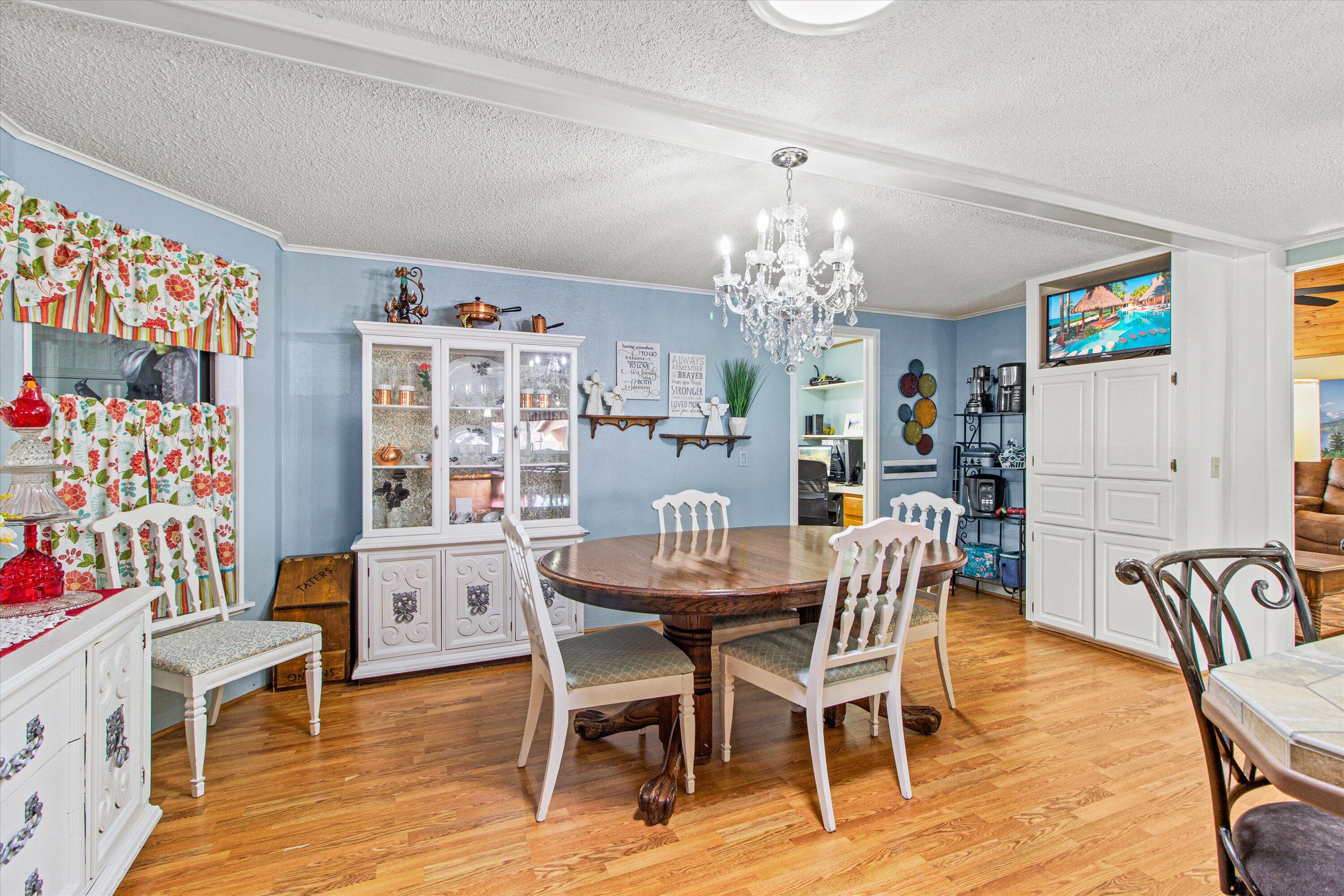 1841 Tamarac Lane