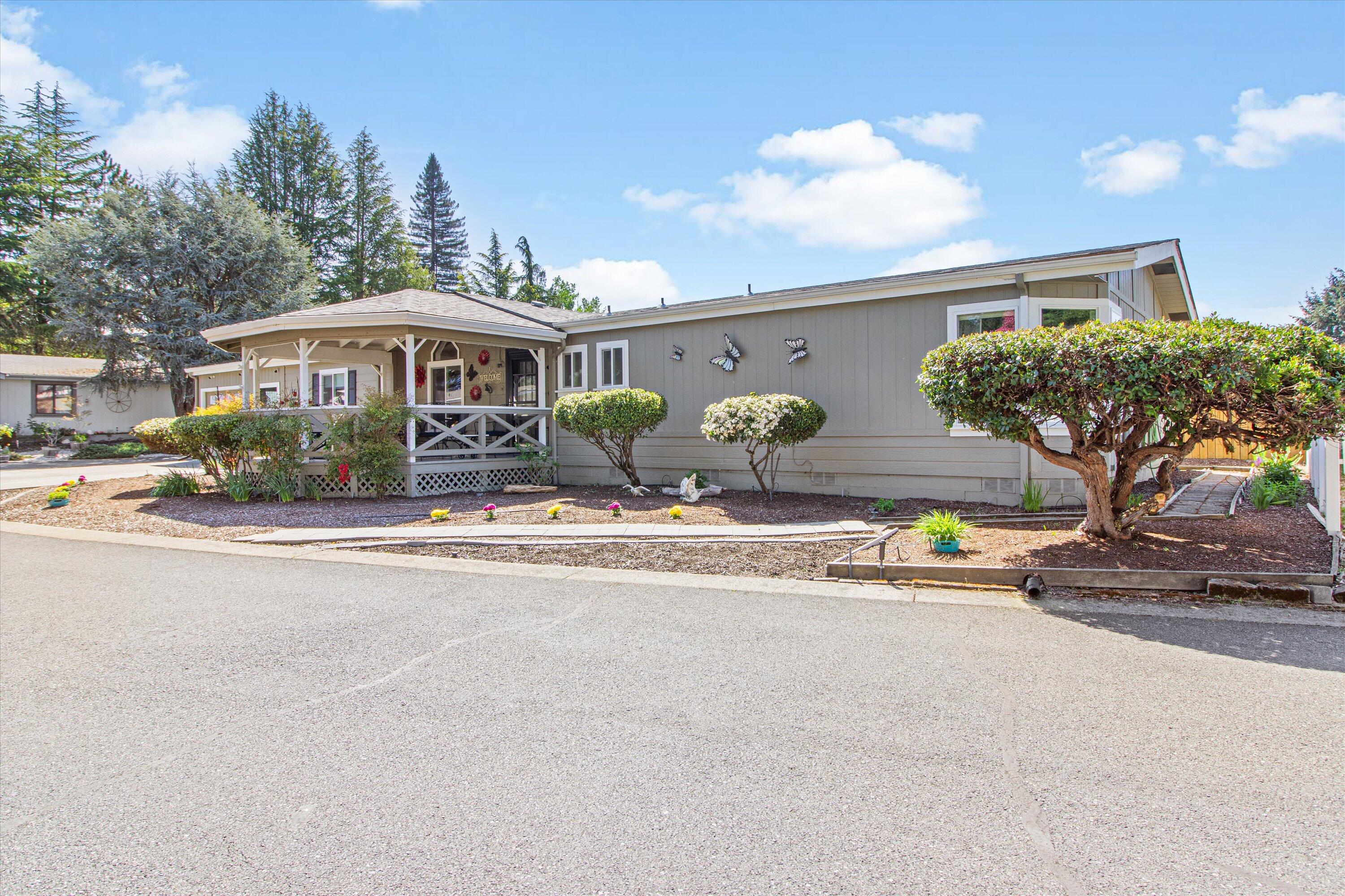 1841 Tamarac Lane