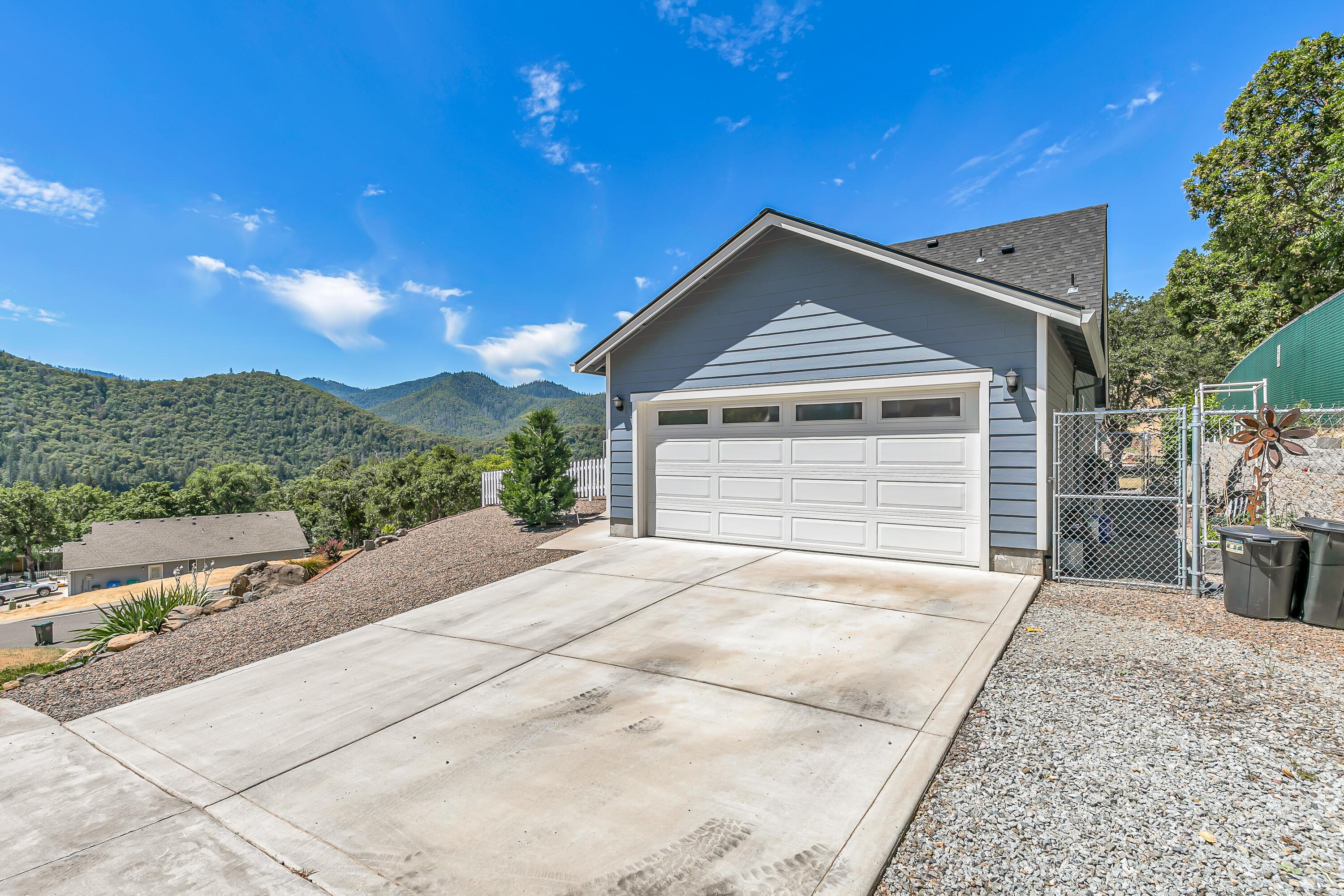 857 Jacoby Street