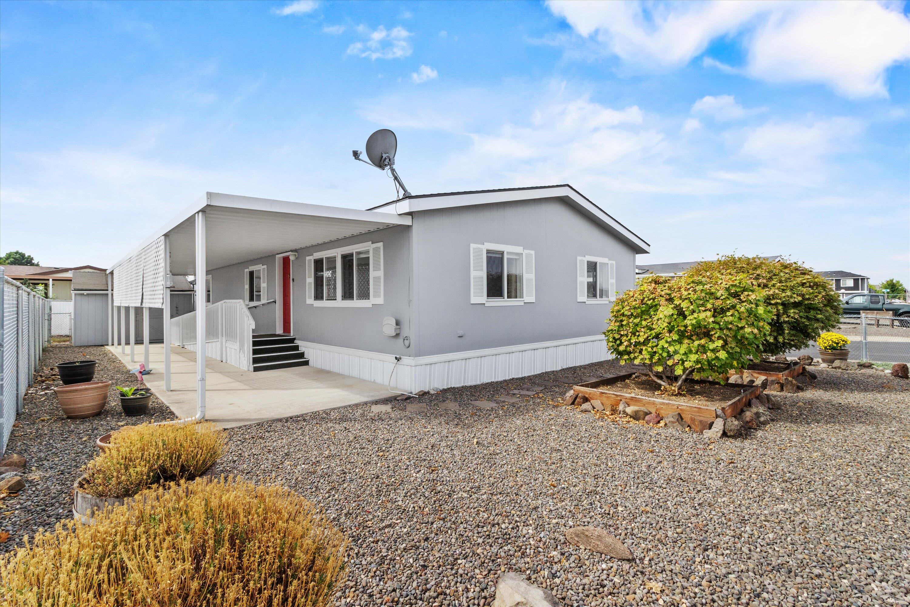 3501 Avenue C, 35, White City Unit: 35