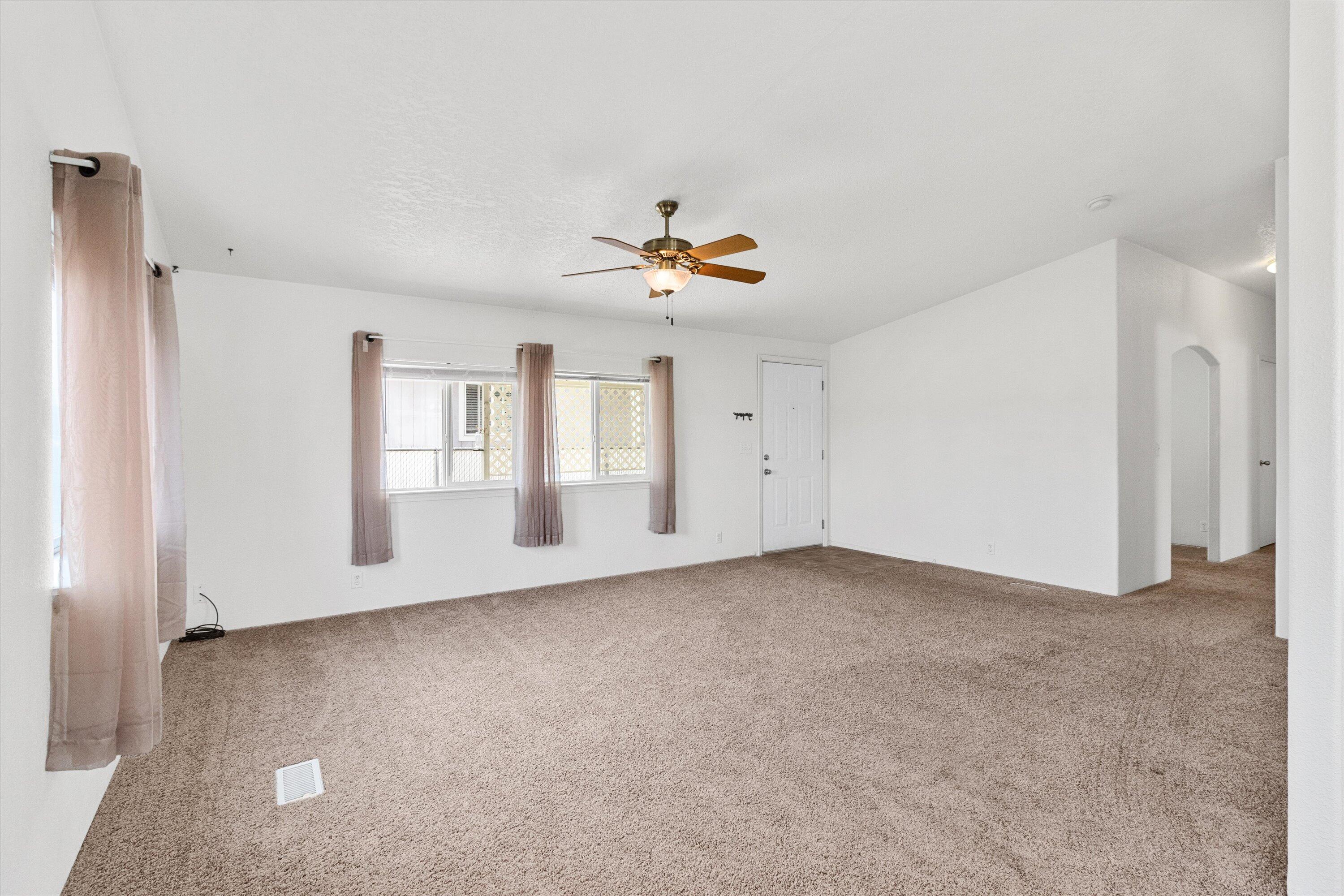 3501 Avenue C, 35, White City Unit: 35