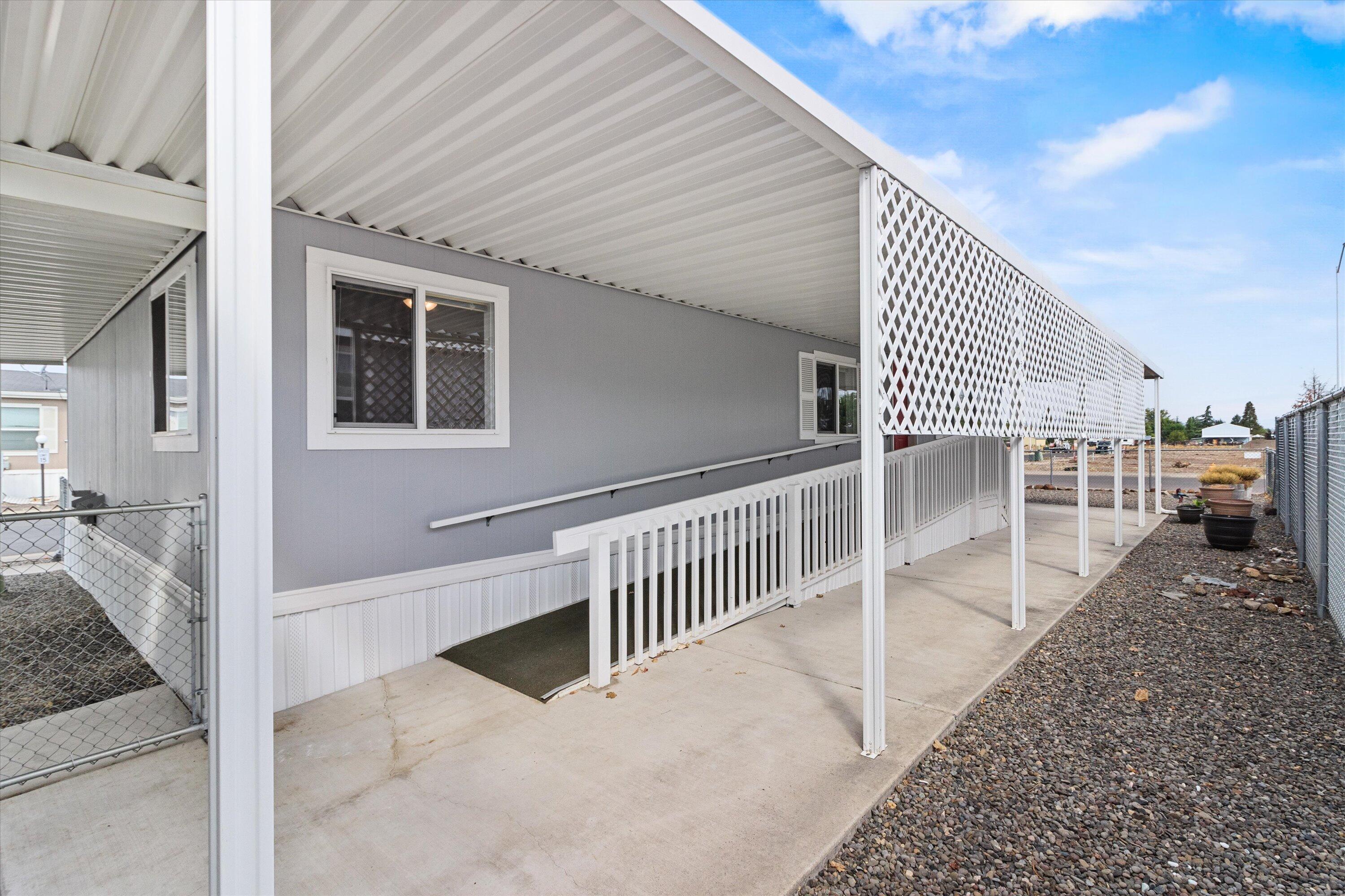 3501 Avenue C, 35, White City Unit: 35