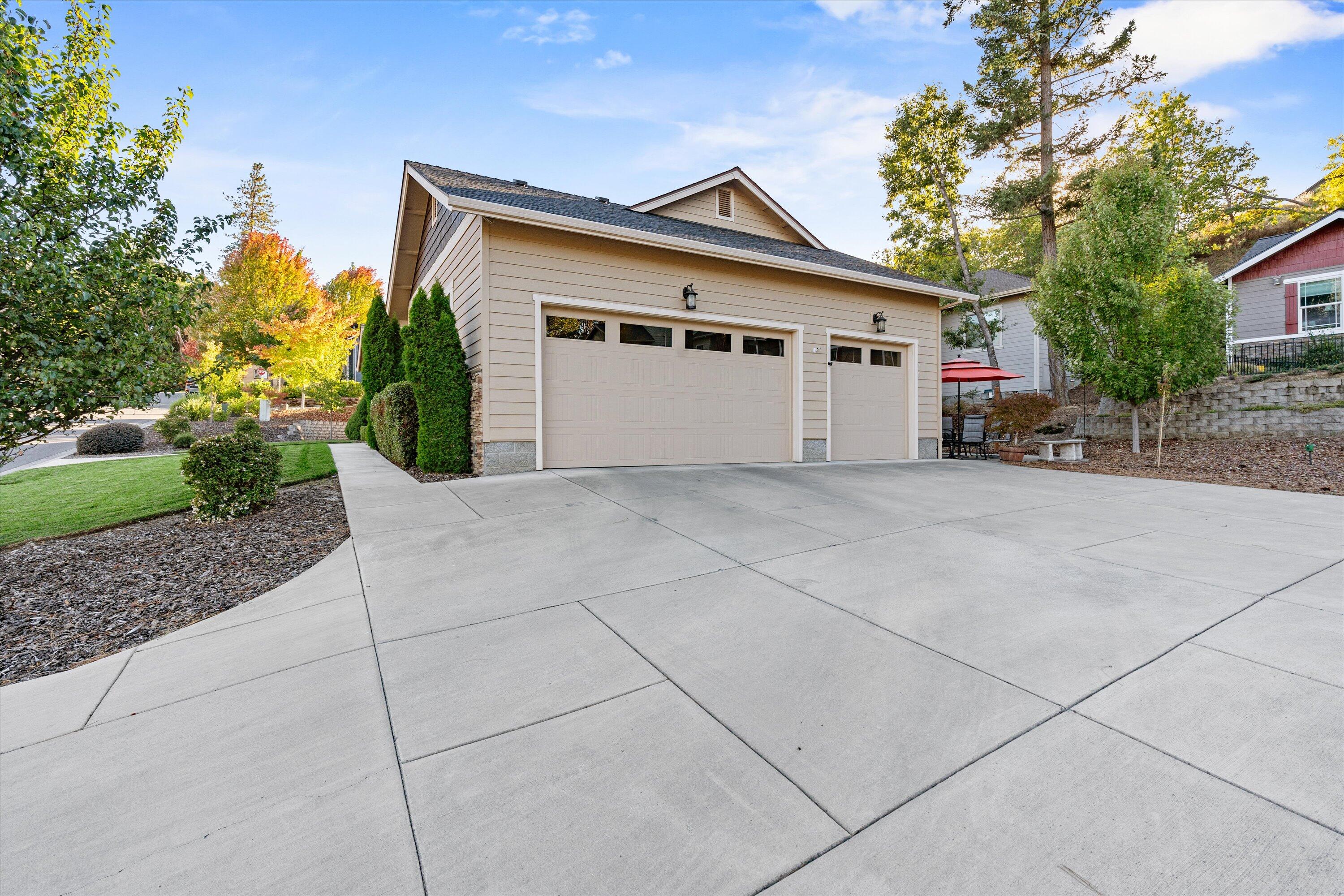 1582 SE Rosemary Lane