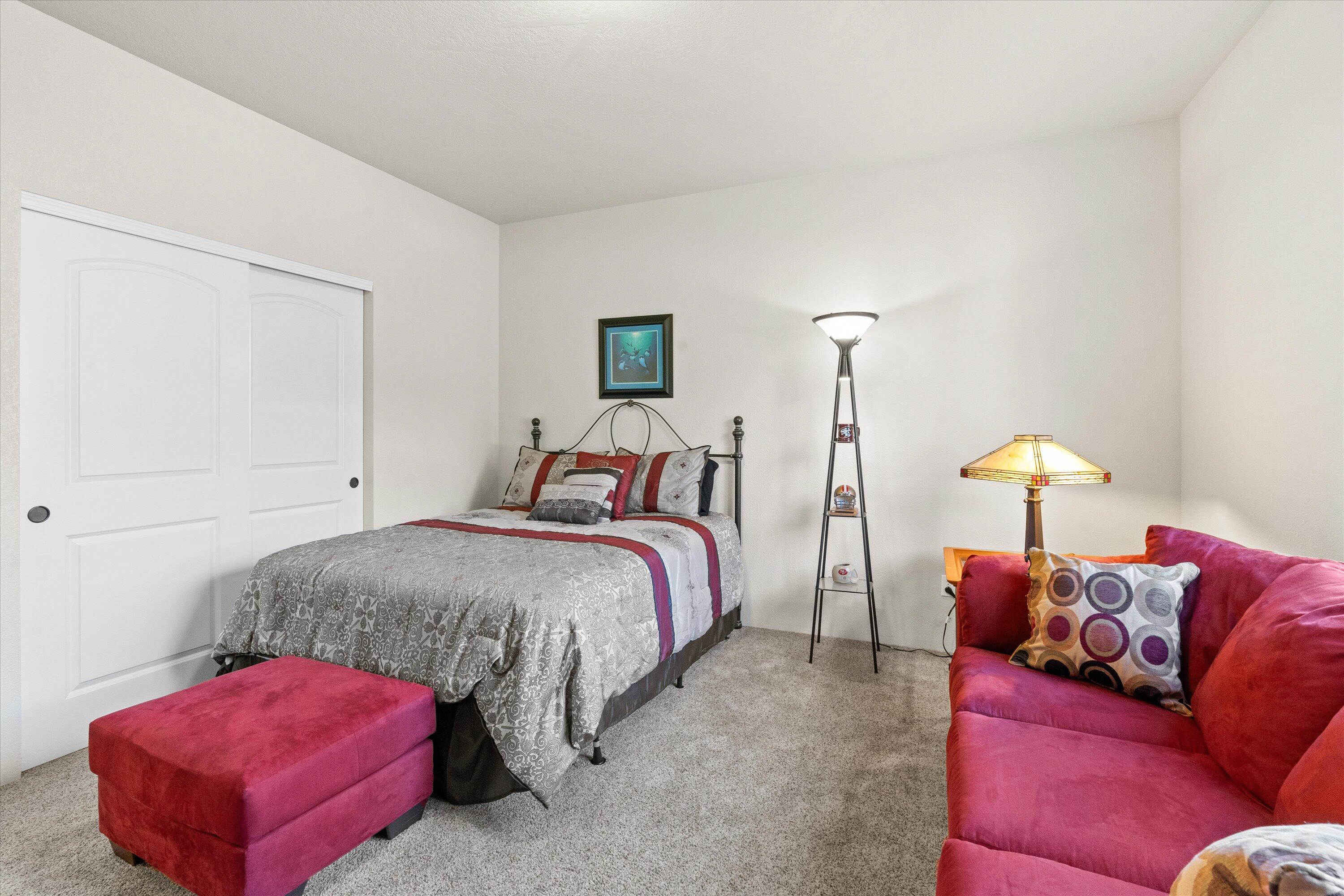 1582 SE Rosemary Lane