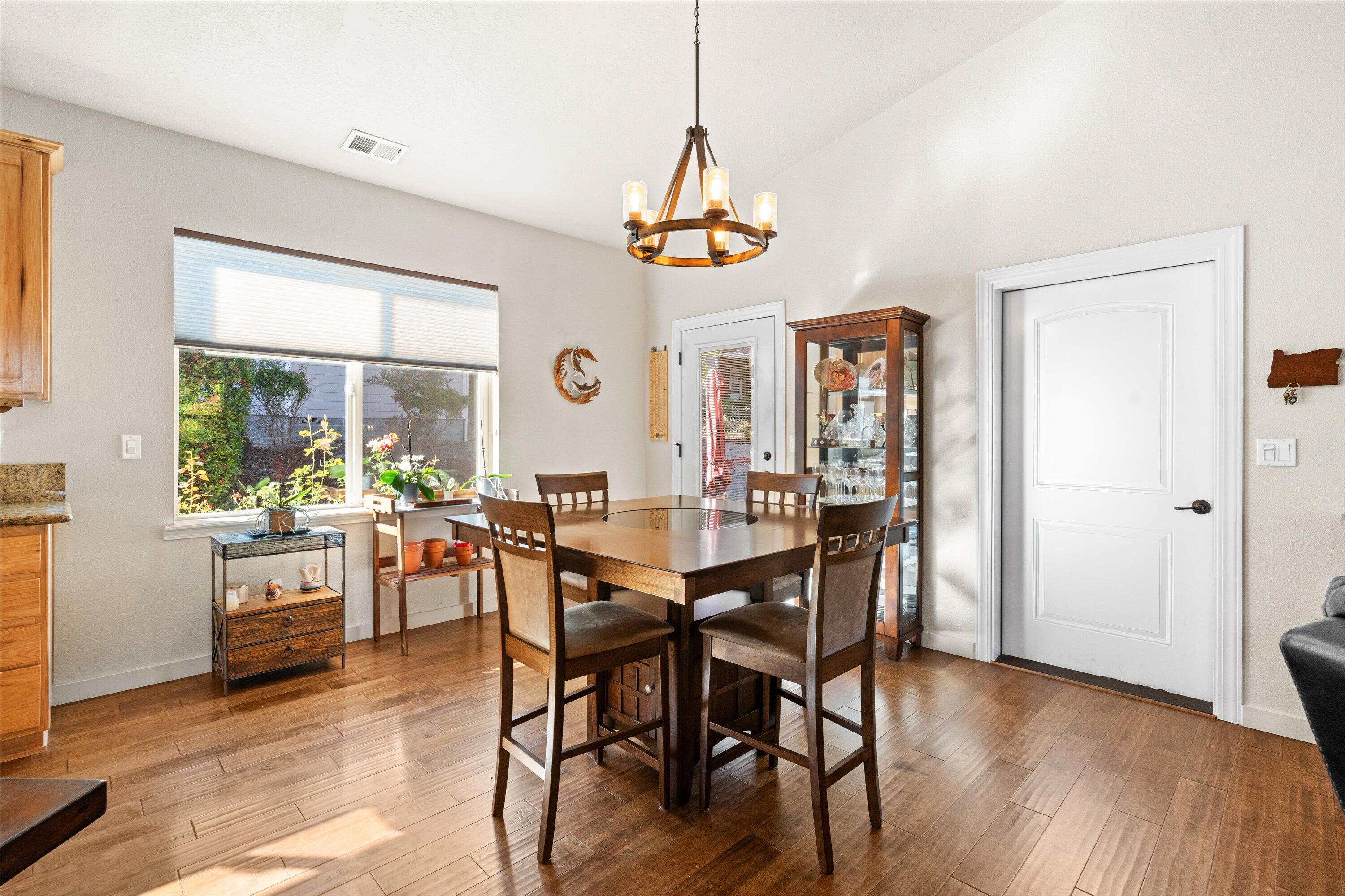 1582 SE Rosemary Lane